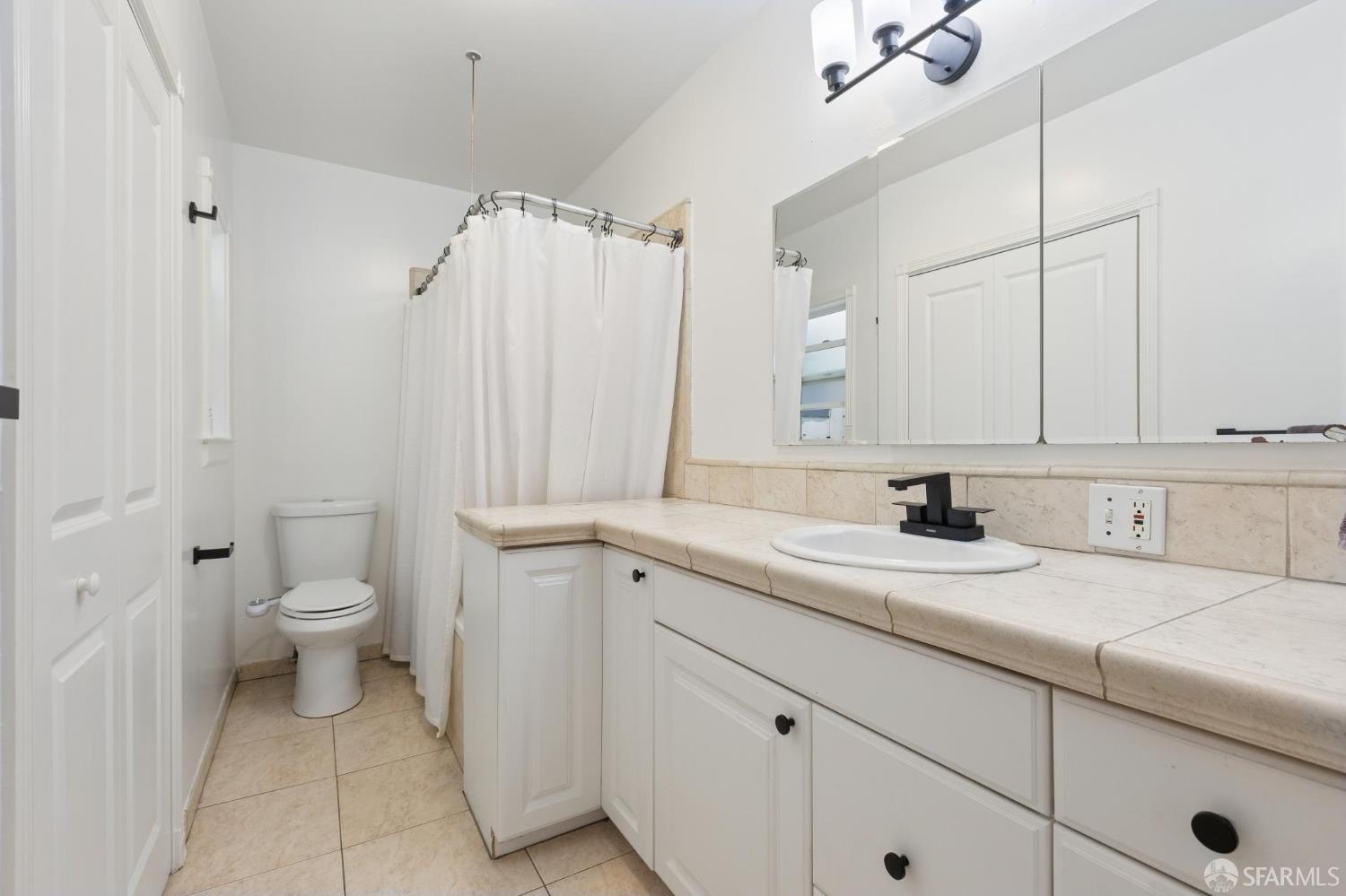 Detail Gallery Image 21 of 40 For 11 Lyell St, San Francisco,  CA 94112 - 4 Beds | 3 Baths