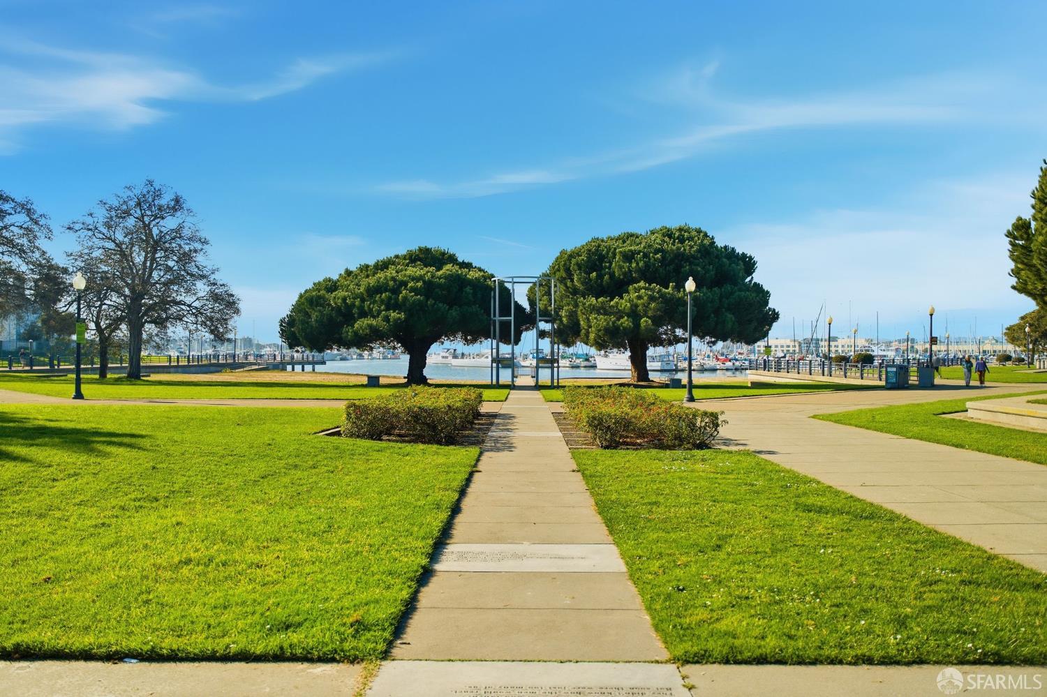 Detail Gallery Image 48 of 58 For 2267 Northshore Dr, Point Richmond,  CA 94804 - 3 Beds | 3/1 Baths