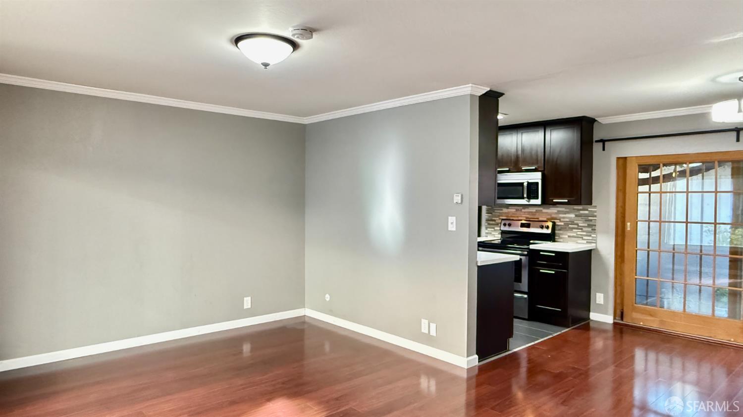 Detail Gallery Image 3 of 37 For 330 Vernon St #111,  Oakland,  CA 94610 - 1 Beds | 1 Baths