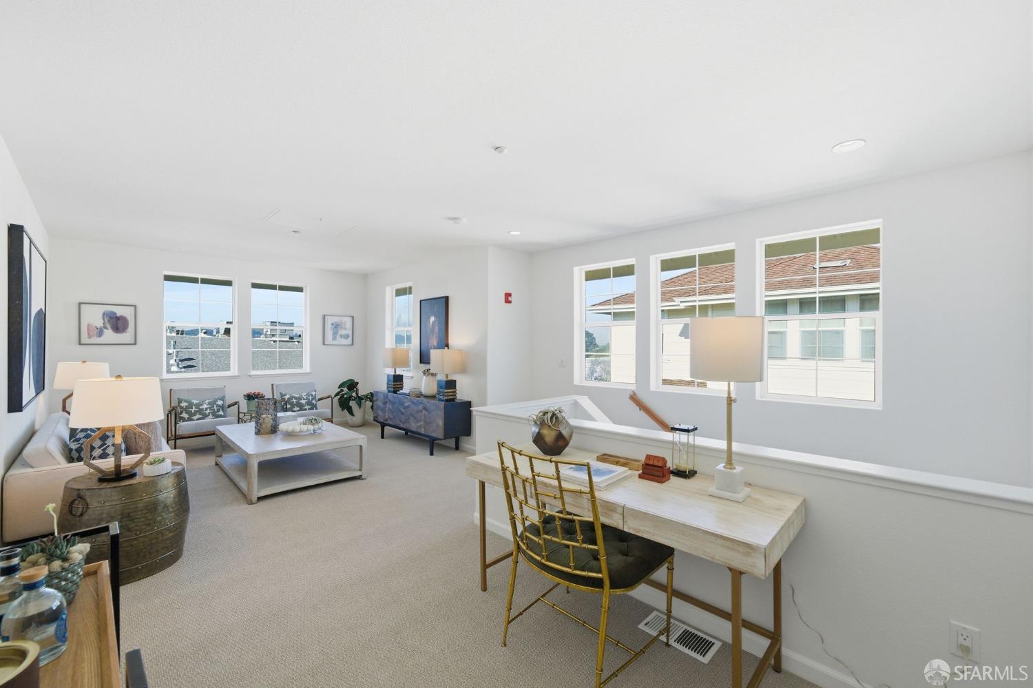 Detail Gallery Image 32 of 58 For 2267 Northshore Dr, Point Richmond,  CA 94804 - 3 Beds | 3/1 Baths