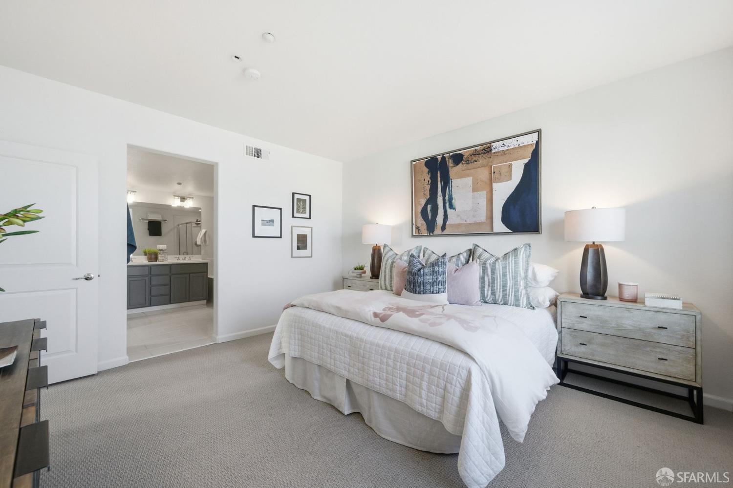 Detail Gallery Image 23 of 58 For 2267 Northshore Dr, Point Richmond,  CA 94804 - 3 Beds | 3/1 Baths