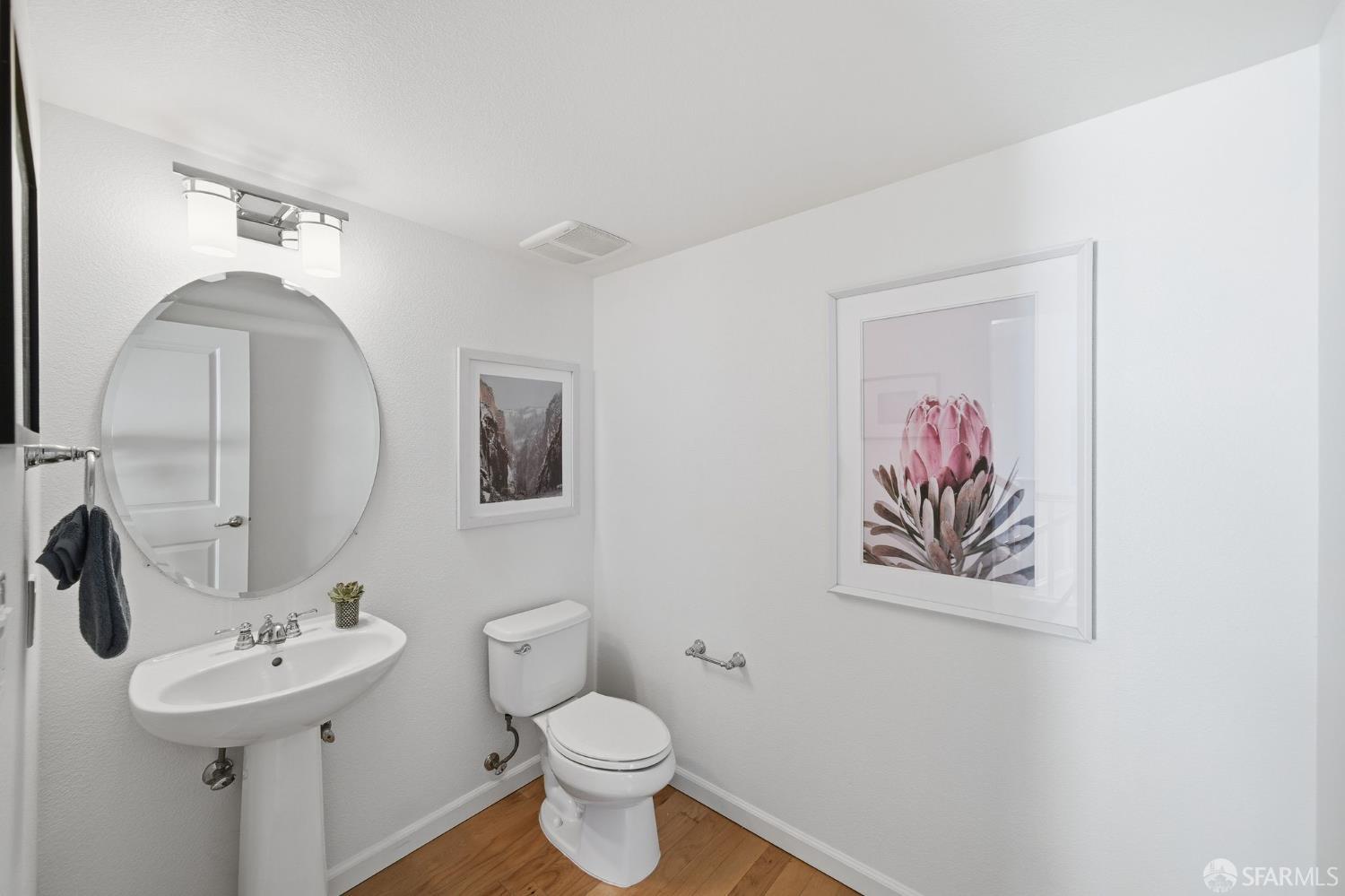 Detail Gallery Image 16 of 58 For 2267 Northshore Dr, Point Richmond,  CA 94804 - 3 Beds | 3/1 Baths