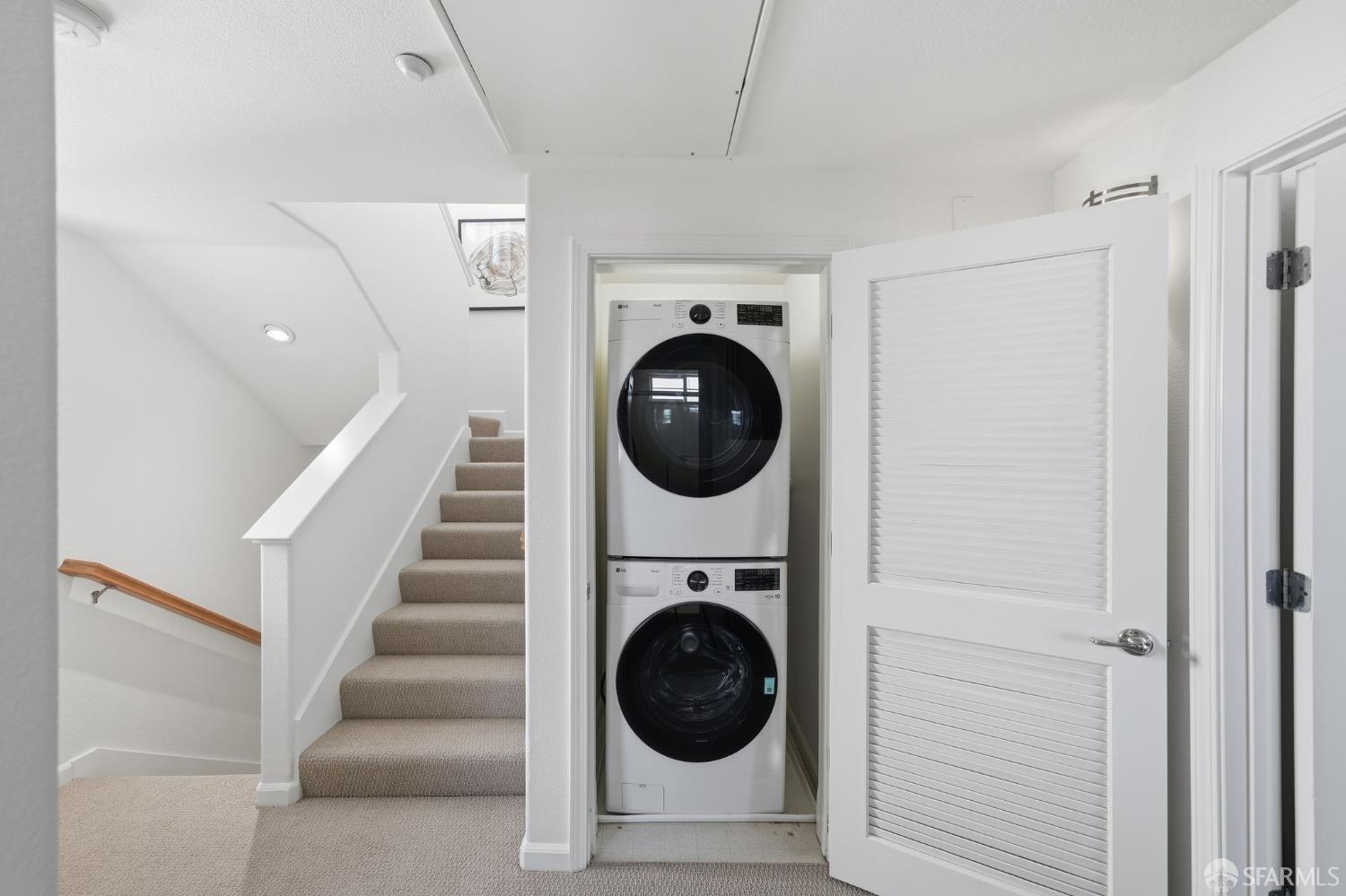 Detail Gallery Image 27 of 58 For 2267 Northshore Dr, Point Richmond,  CA 94804 - 3 Beds | 3/1 Baths