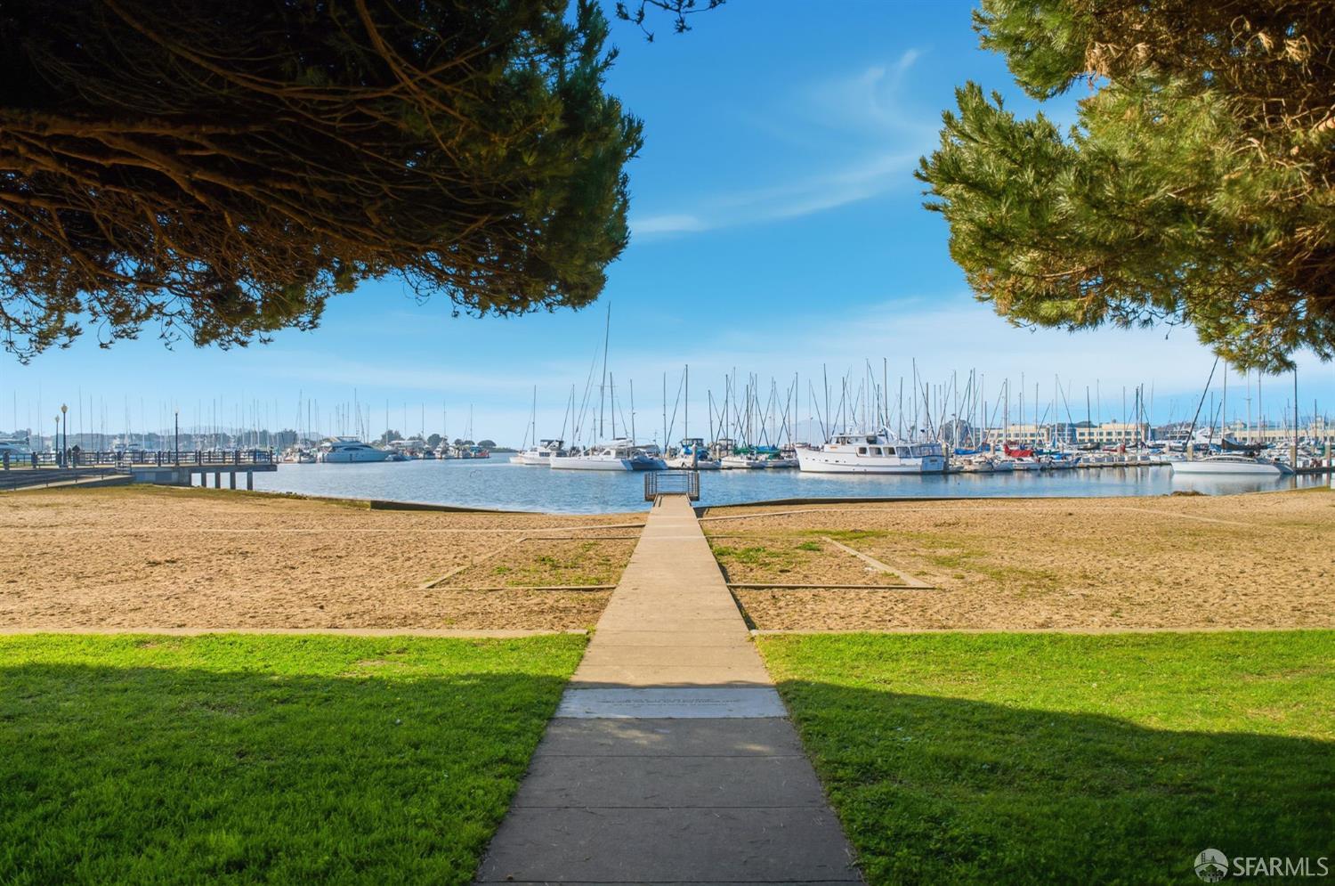 Detail Gallery Image 50 of 58 For 2267 Northshore Dr, Point Richmond,  CA 94804 - 3 Beds | 3/1 Baths