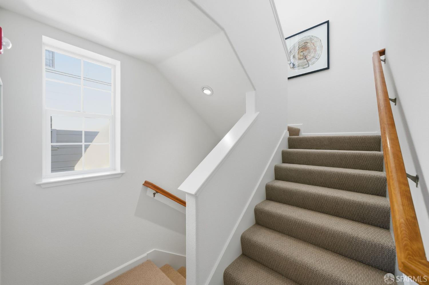 Detail Gallery Image 28 of 58 For 2267 Northshore Dr, Point Richmond,  CA 94804 - 3 Beds | 3/1 Baths