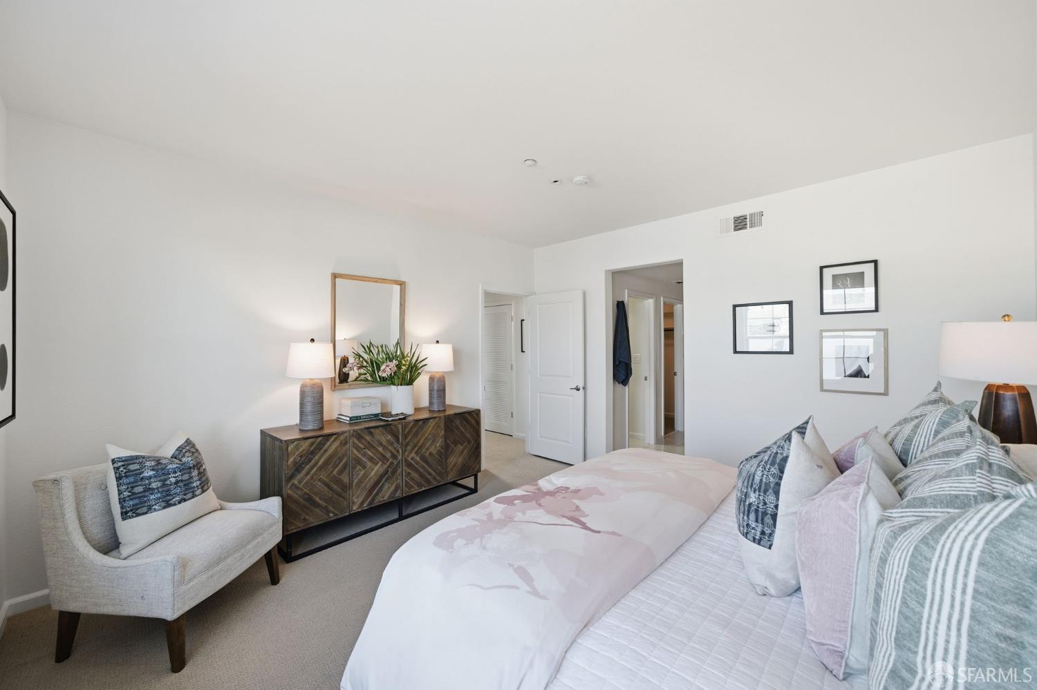 Detail Gallery Image 22 of 58 For 2267 Northshore Dr, Point Richmond,  CA 94804 - 3 Beds | 3/1 Baths