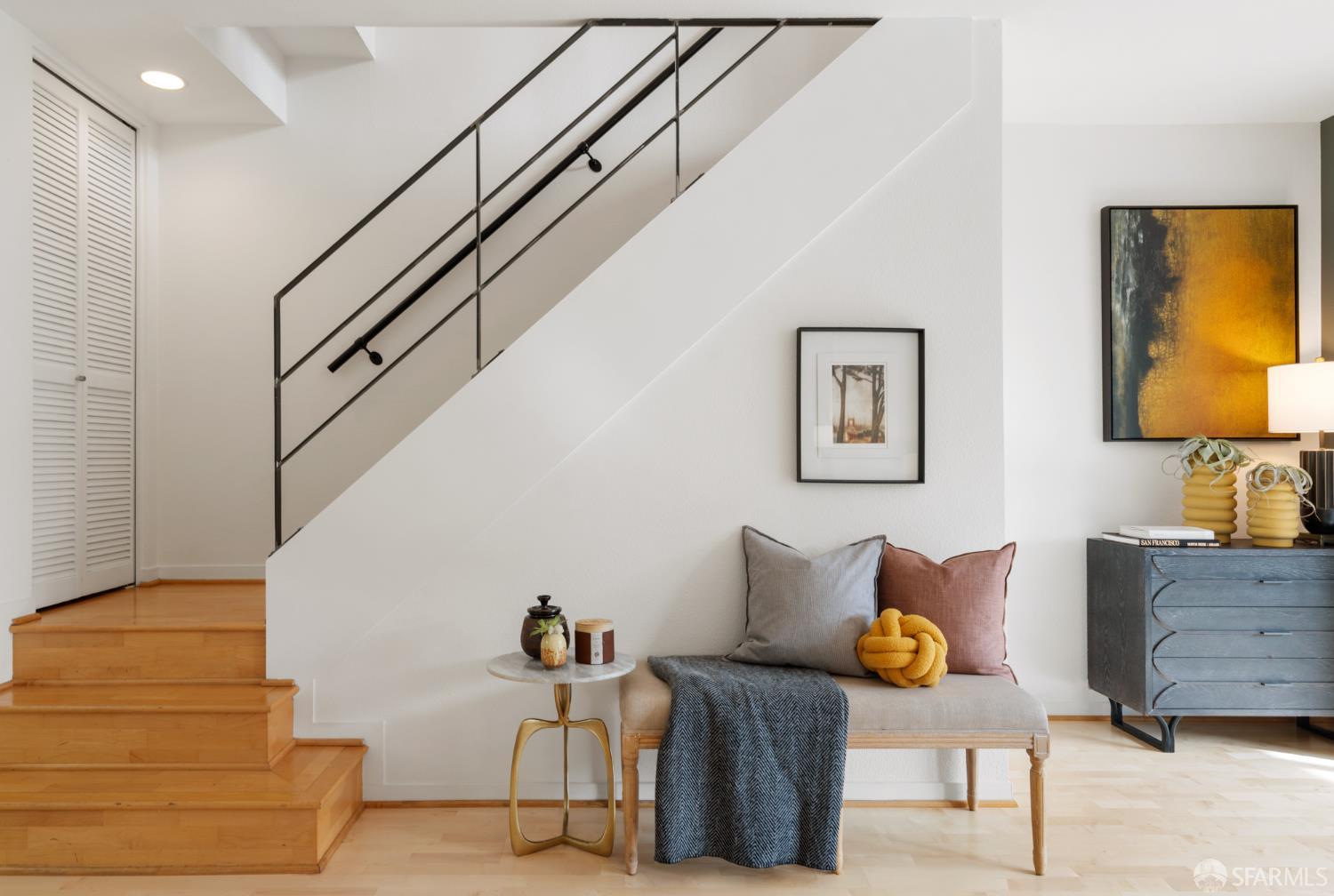 Detail Gallery Image 17 of 40 For 342 Hayes St a,  San Francisco,  CA 94102 - 2 Beds | 2/1 Baths