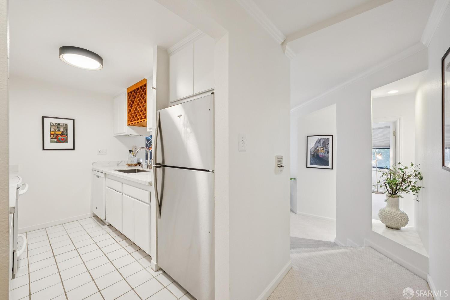 Detail Gallery Image 13 of 27 For 460 Francisco St #204,  San Francisco,  CA 94133 - 2 Beds | 1 Baths