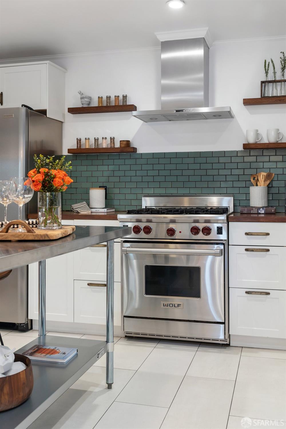 Detail Gallery Image 36 of 55 For 739 Congo St, San Francisco,  CA 94131 - 3 Beds | 2/1 Baths