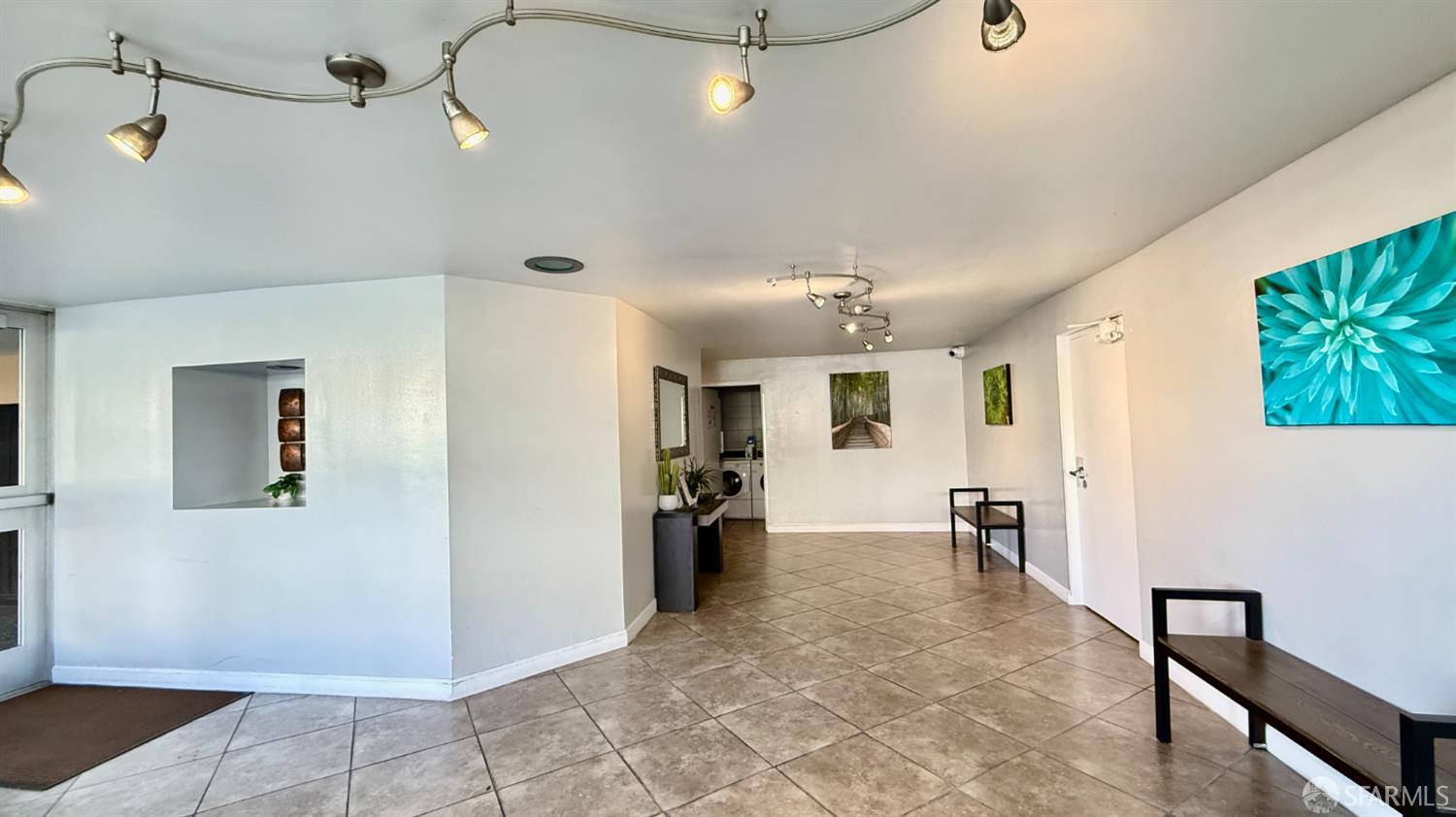 Detail Gallery Image 30 of 37 For 330 Vernon St #111,  Oakland,  CA 94610 - 1 Beds | 1 Baths