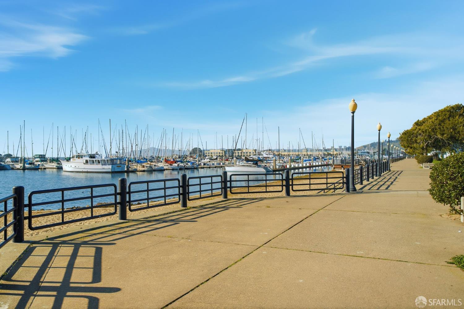 Detail Gallery Image 45 of 58 For 2267 Northshore Dr, Point Richmond,  CA 94804 - 3 Beds | 3/1 Baths