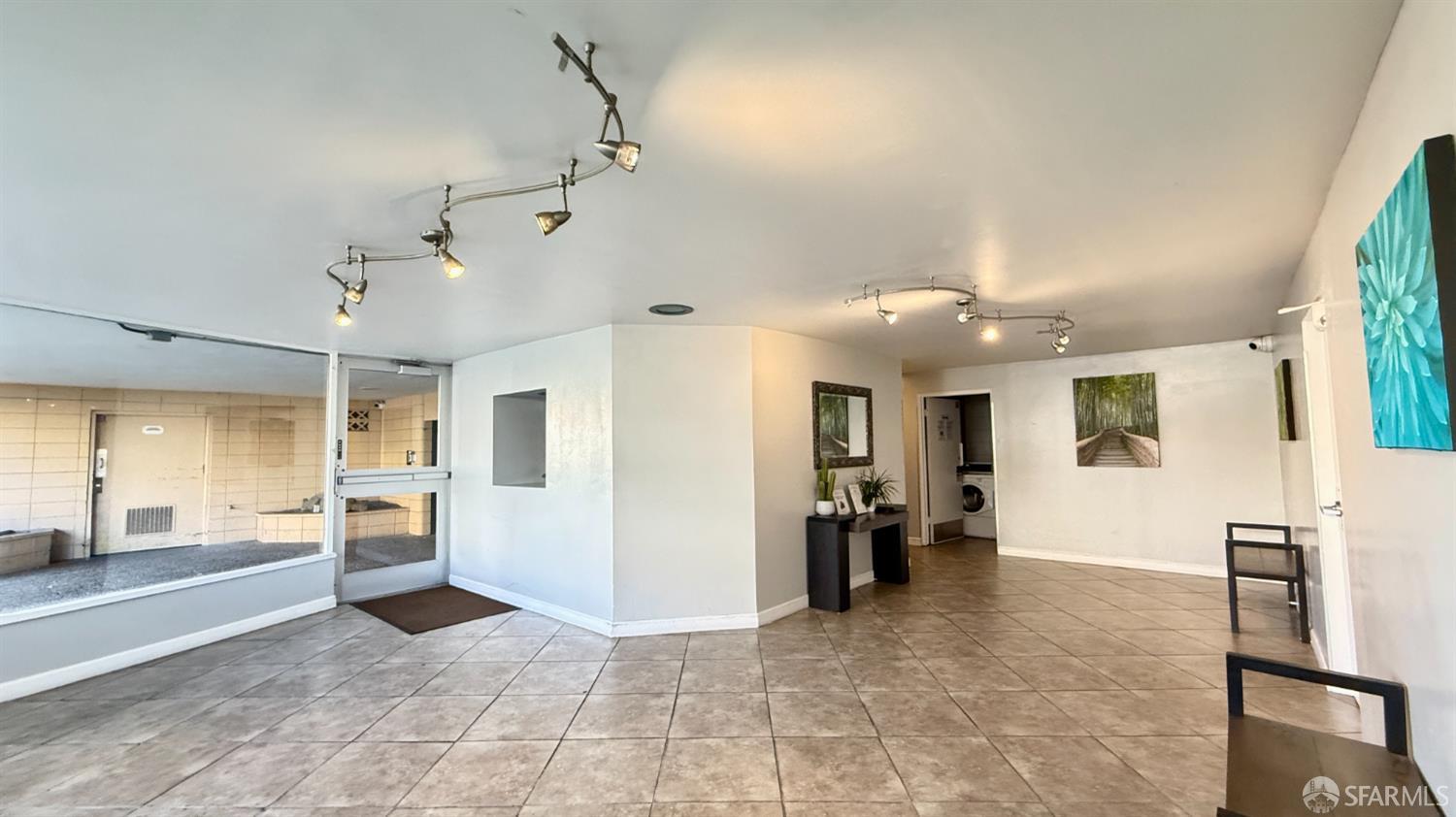 Detail Gallery Image 31 of 37 For 330 Vernon St #111,  Oakland,  CA 94610 - 1 Beds | 1 Baths