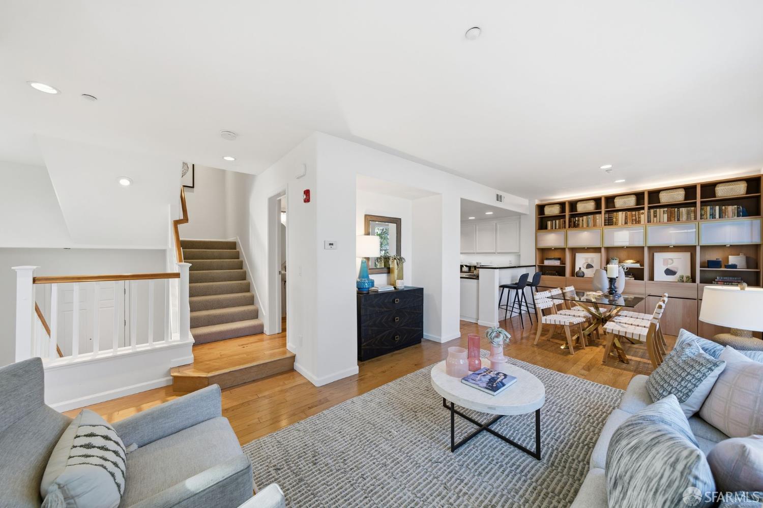 Detail Gallery Image 9 of 58 For 2267 Northshore Dr, Point Richmond,  CA 94804 - 3 Beds | 3/1 Baths