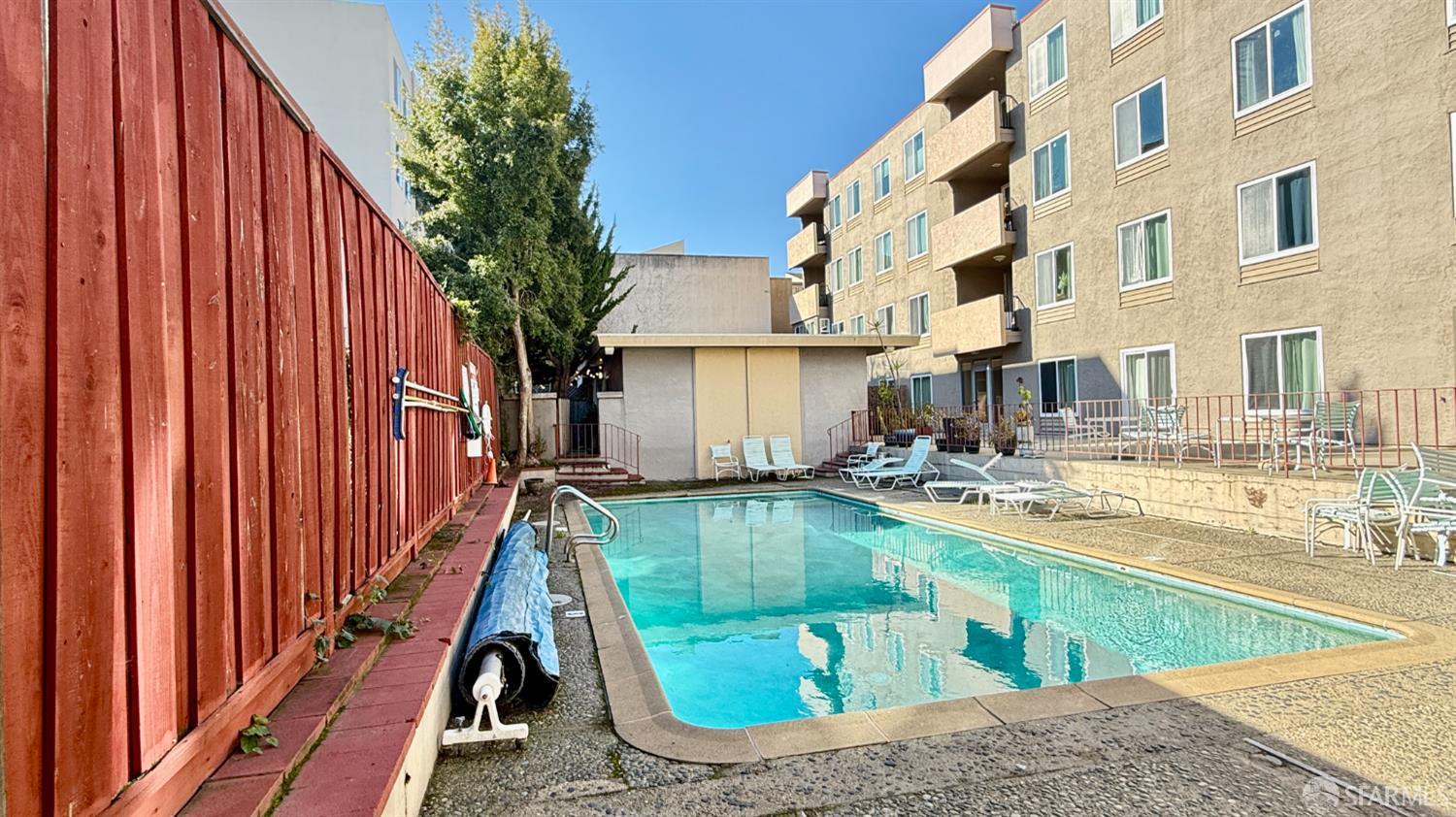 Detail Gallery Image 25 of 37 For 330 Vernon St #111,  Oakland,  CA 94610 - 1 Beds | 1 Baths