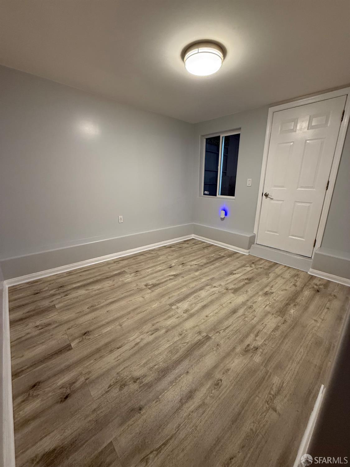 Detail Gallery Image 17 of 27 For 766 Thornton Ave, San Francisco,  CA 94124 - 6 Beds | 3 Baths