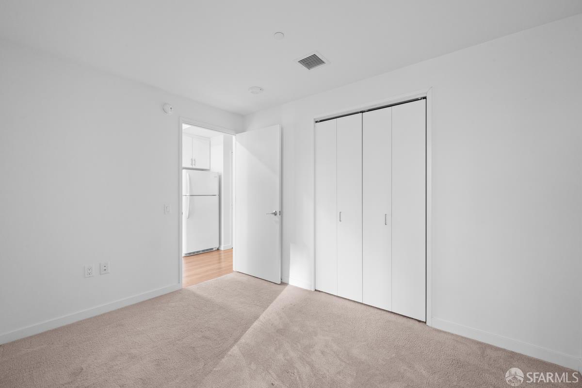 Photo #9: 426098776 Listing: Photo #9