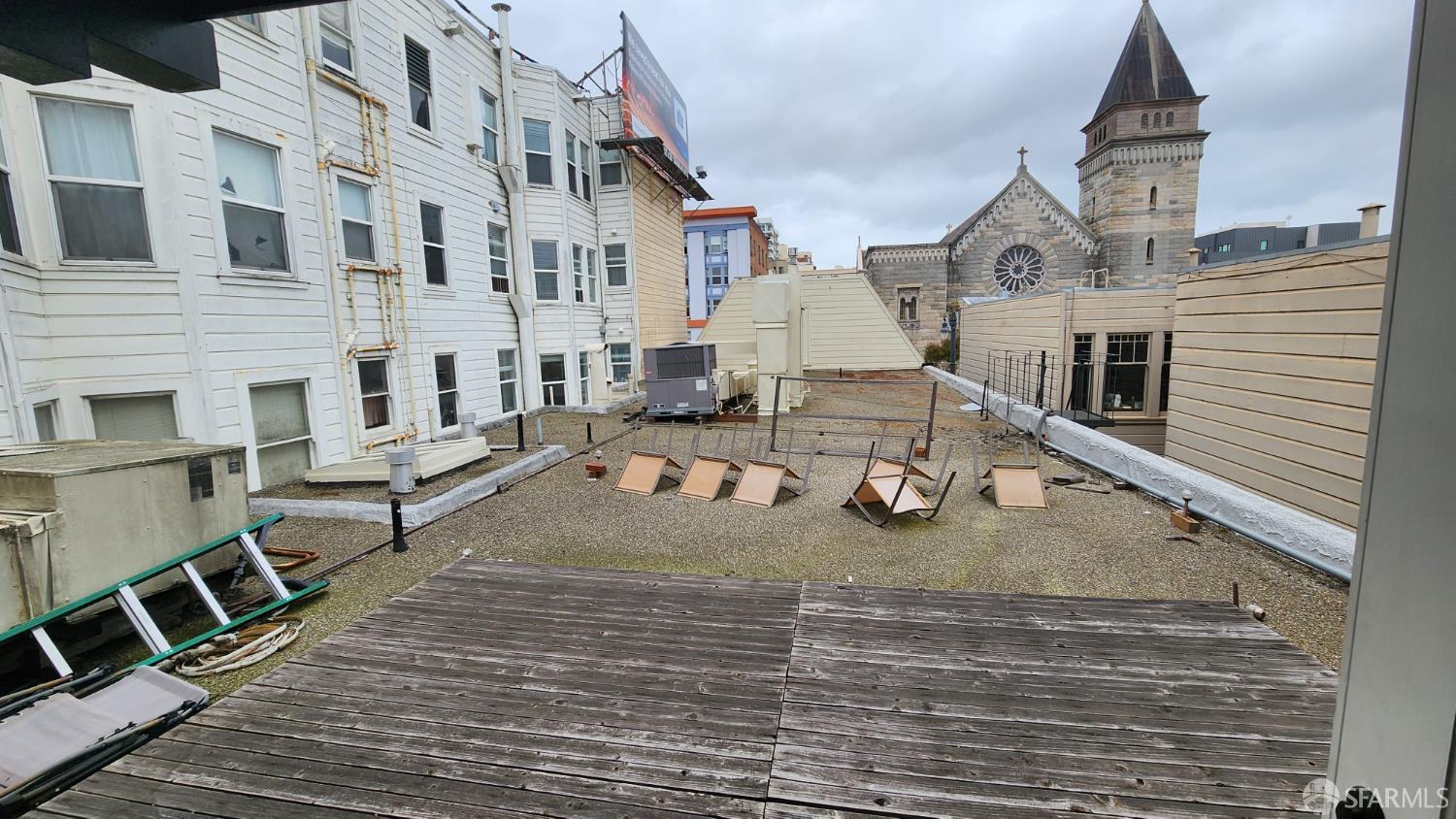 Detail Gallery Image 14 of 19 For 2134 Van Ness Ave, San Francisco,  CA 94115 - – Beds | – Baths