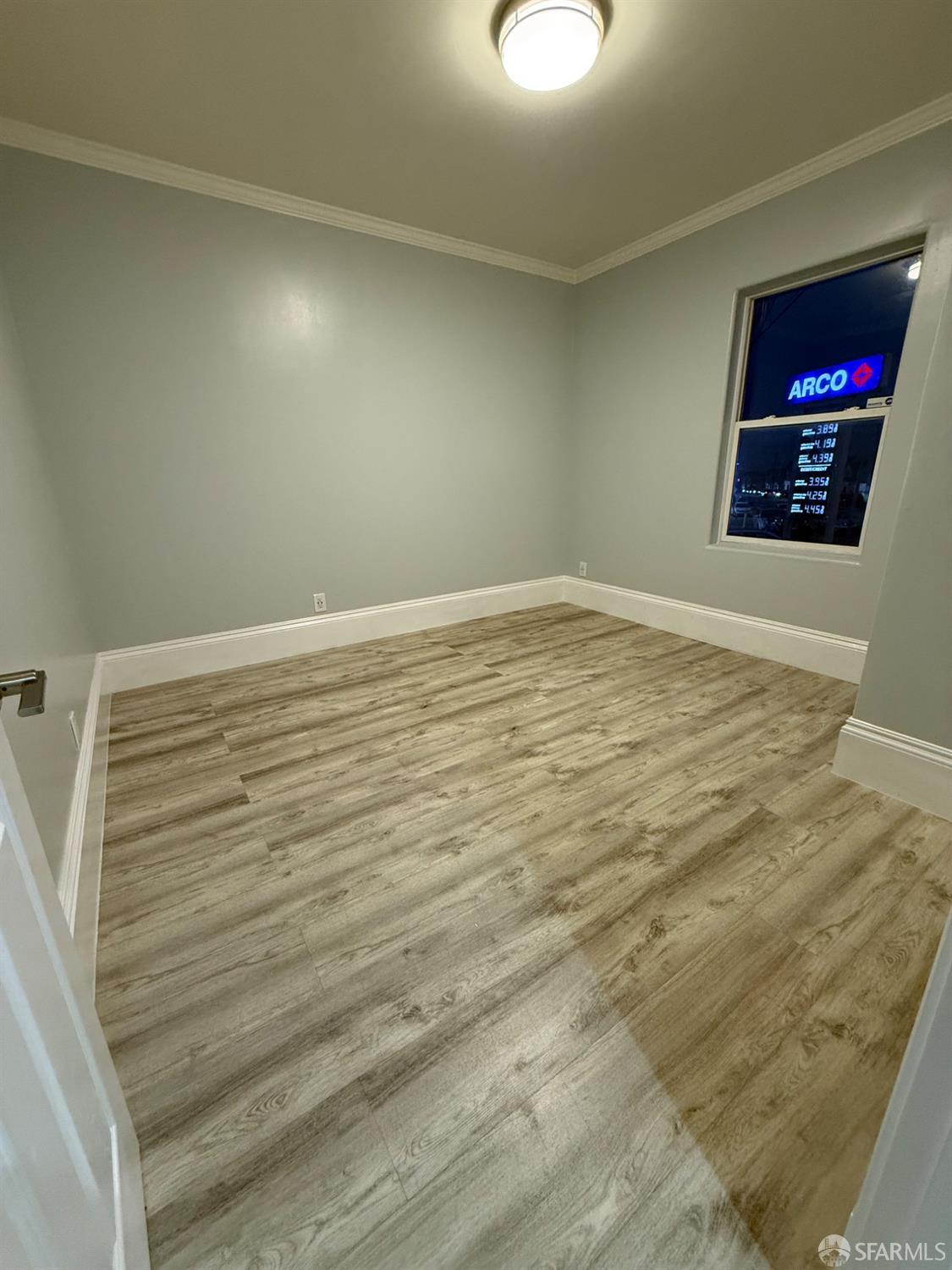 Detail Gallery Image 24 of 27 For 766 Thornton Ave, San Francisco,  CA 94124 - 6 Beds | 3 Baths