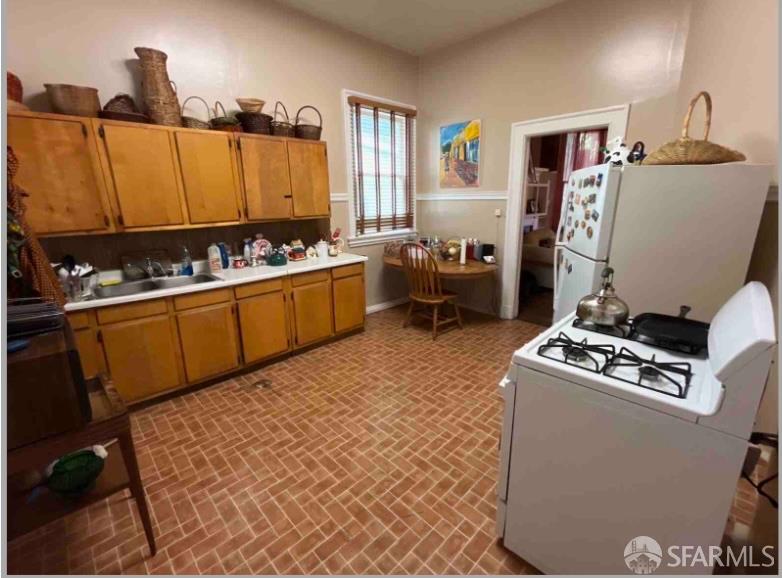 Photo #8: 426098759 Listing: Photo #8