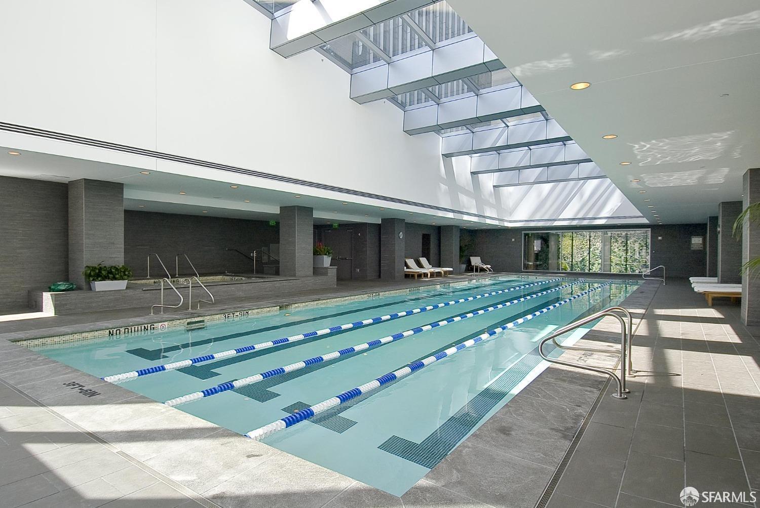 Detail Gallery Image 32 of 39 For 301 Mission St 12j,  San Francisco,  CA 94105 - 2 Beds | 2 Baths