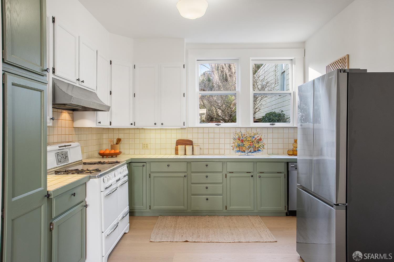 Detail Gallery Image 8 of 24 For 301 Day St, San Francisco,  CA 94131 - 2 Beds | 2 Baths