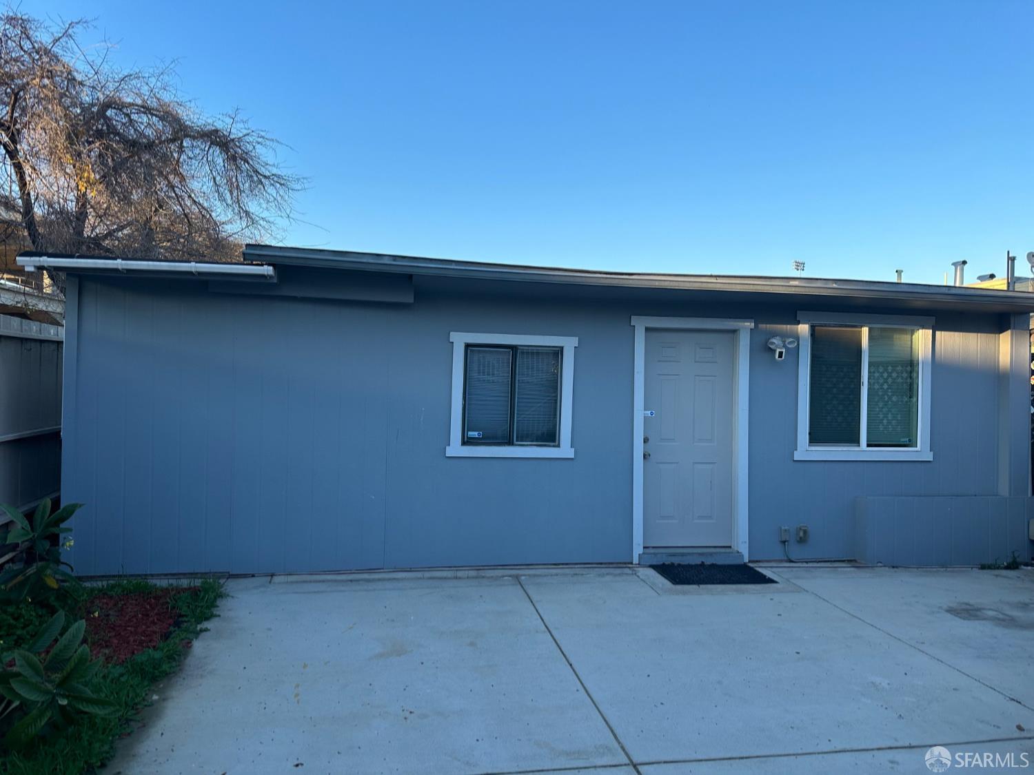 Detail Gallery Image 26 of 27 For 766 Thornton Ave, San Francisco,  CA 94124 - 6 Beds | 3 Baths