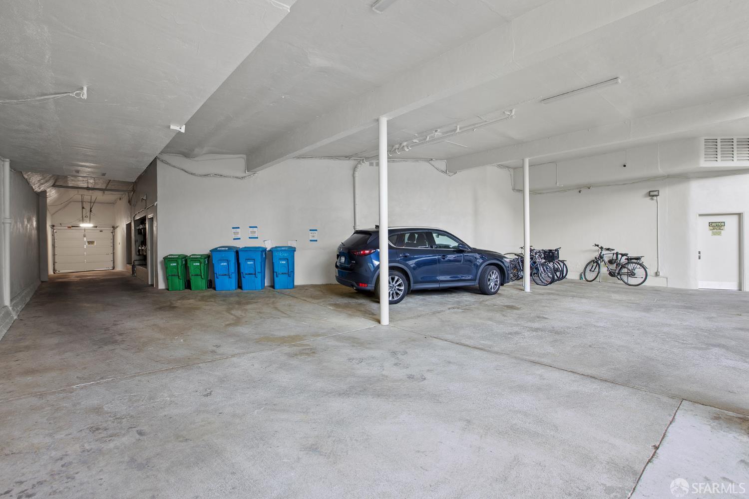 Detail Gallery Image 13 of 22 For 3730 25th St, San Francisco,  CA 94110 - – Beds | – Baths