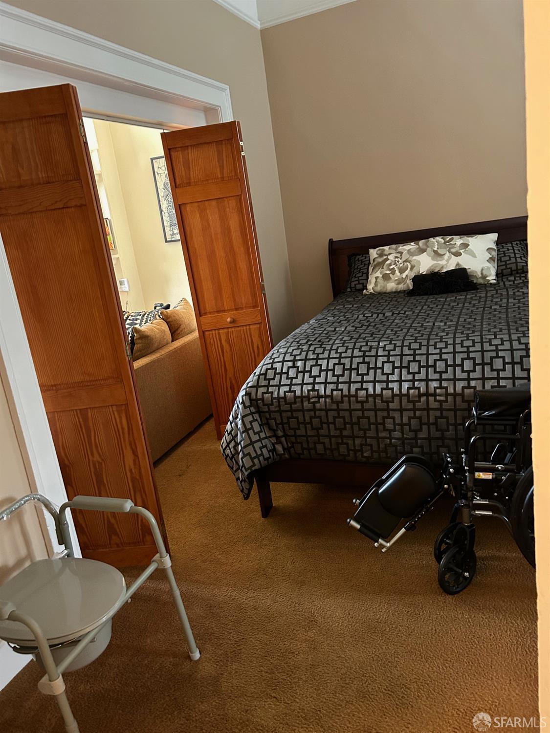 Photo #5: 426098759 Listing: Photo #5