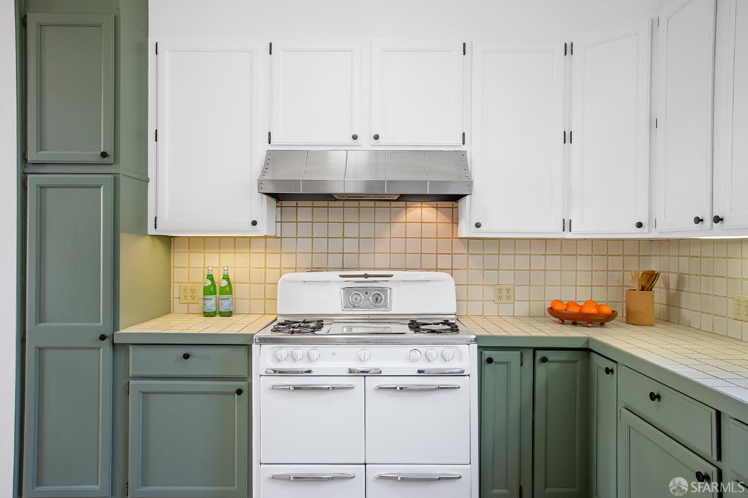 Detail Gallery Image 9 of 24 For 301 Day St, San Francisco,  CA 94131 - 2 Beds | 2 Baths