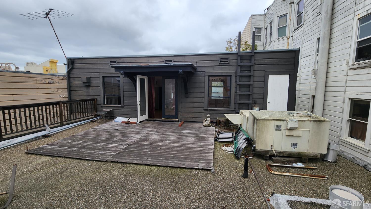 Detail Gallery Image 15 of 19 For 2134 Van Ness Ave, San Francisco,  CA 94115 - – Beds | – Baths