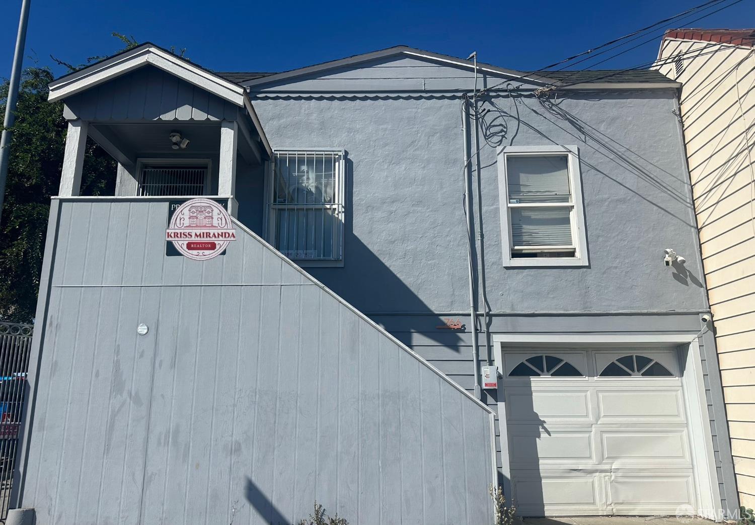 Detail Gallery Image 2 of 27 For 766 Thornton Ave, San Francisco,  CA 94124 - 6 Beds | 3 Baths