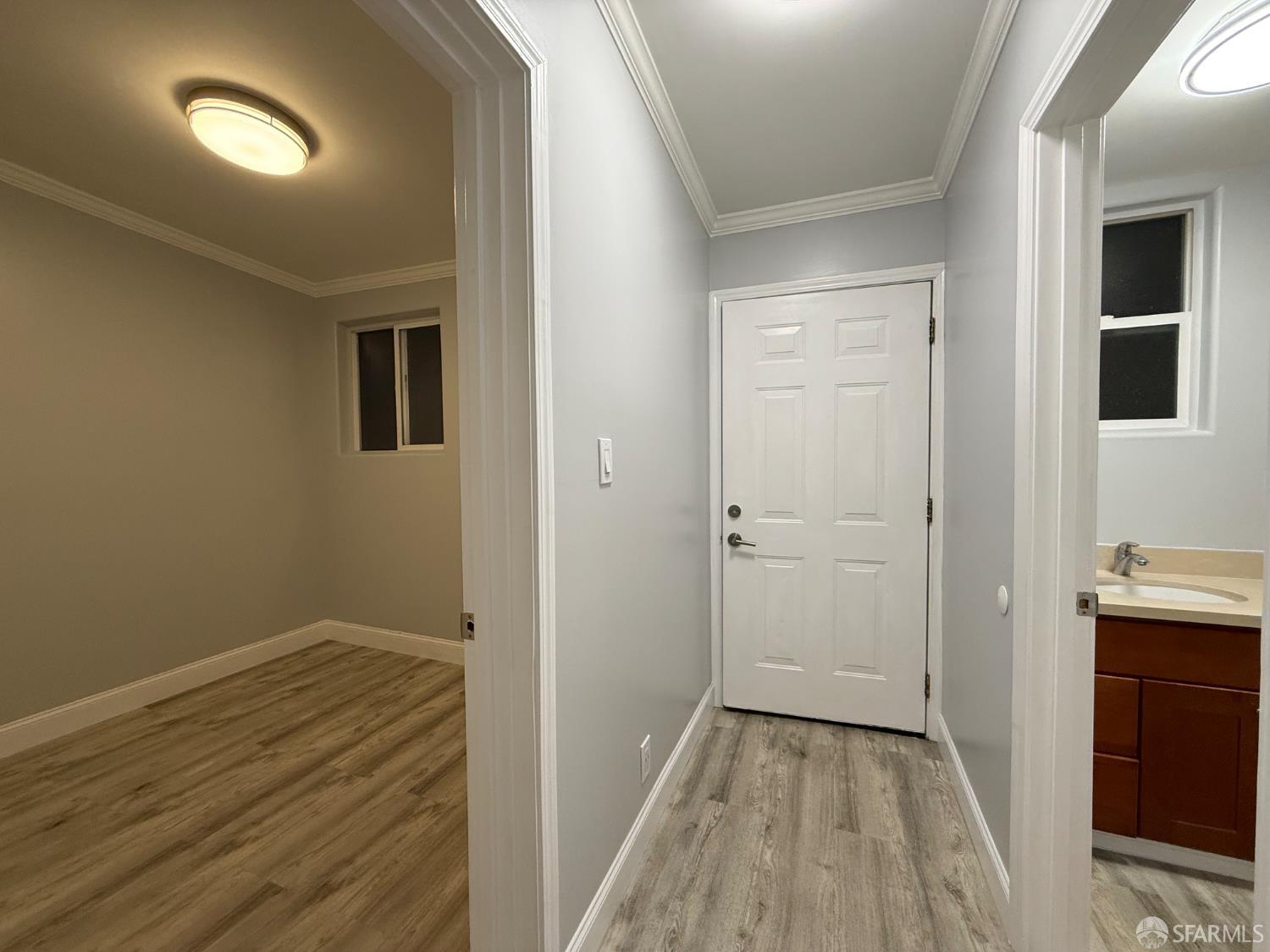 Detail Gallery Image 21 of 27 For 766 Thornton Ave, San Francisco,  CA 94124 - 6 Beds | 3 Baths