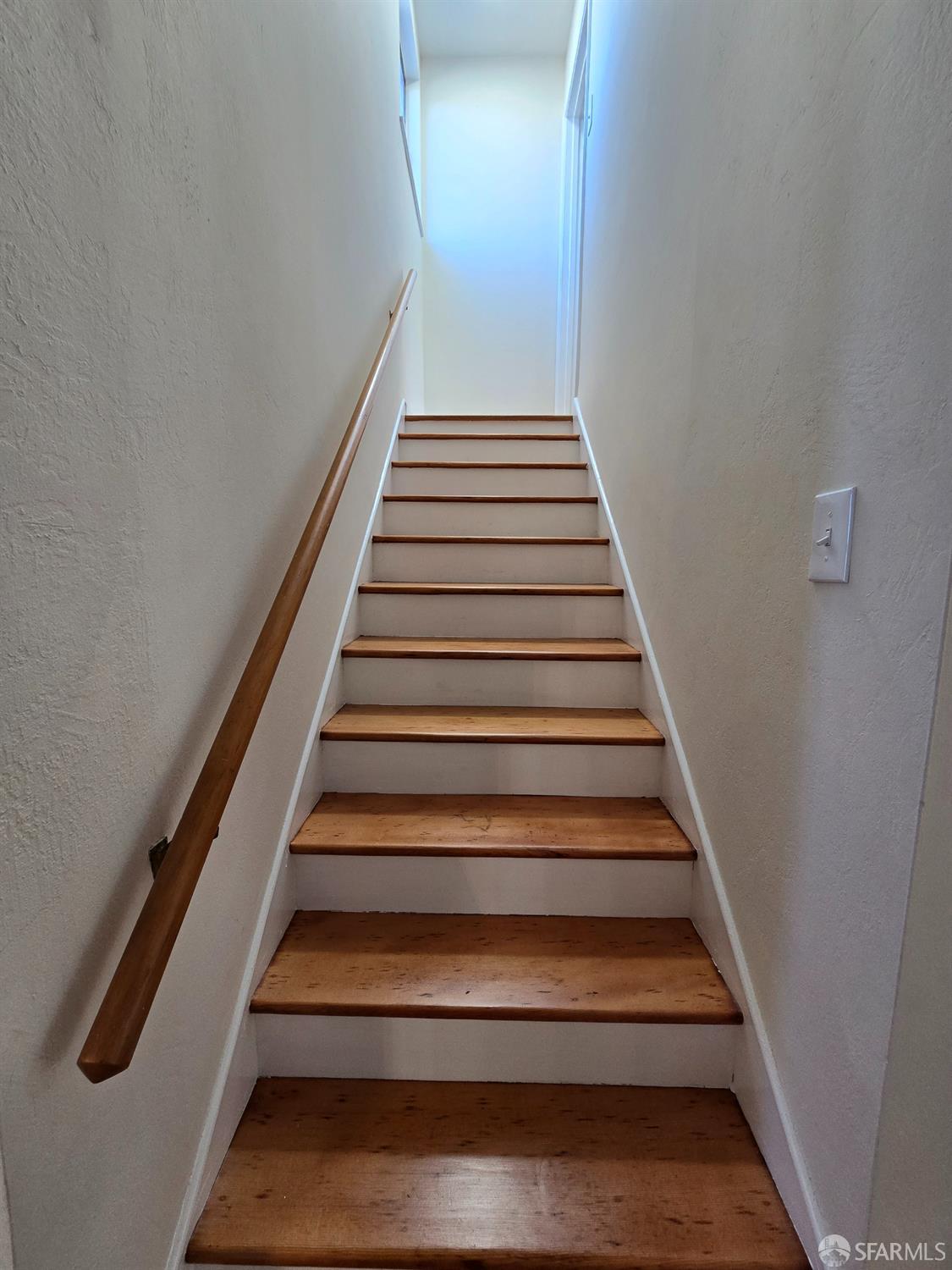 Detail Gallery Image 13 of 20 For 316 Hillside Blvd, Daly City,  CA 94014 - 3 Beds | 1 Baths