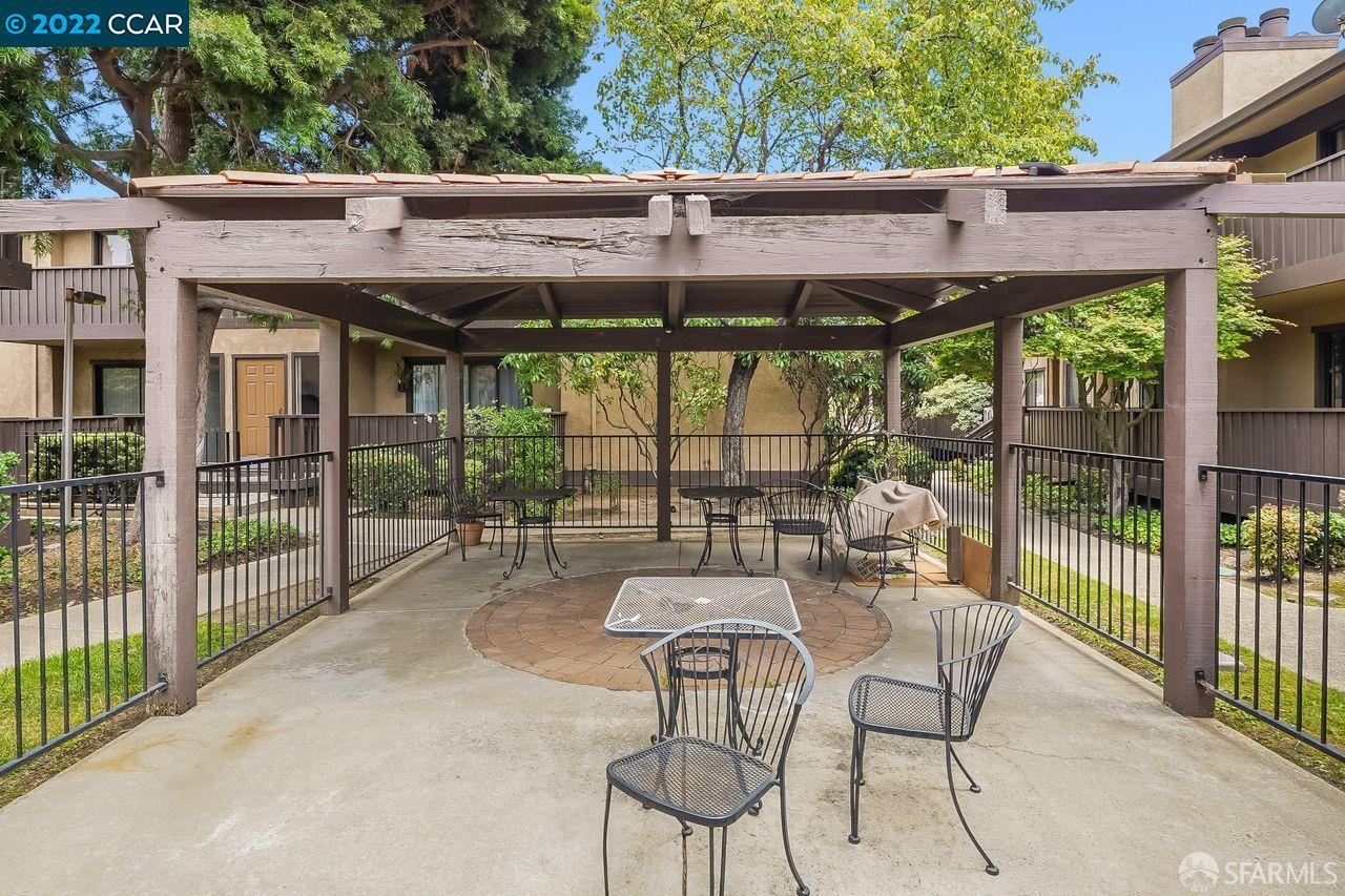 Detail Gallery Image 36 of 42 For 15065 Hesperian Blvd #22,  San Leandro,  CA 94578 - 2 Beds | 1 Baths