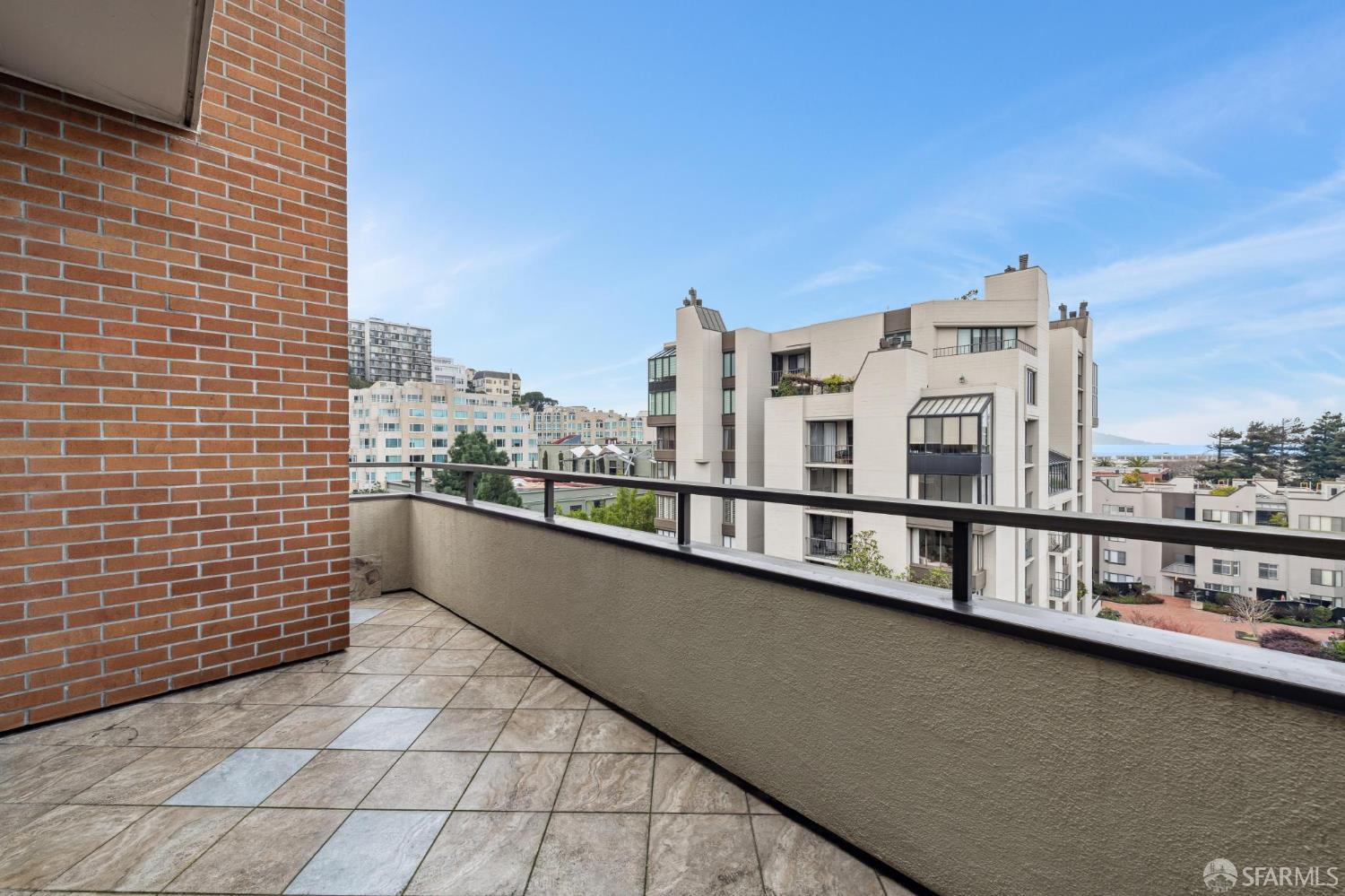 Detail Gallery Image 29 of 52 For 101 Lombard St 401e,  San Francisco,  CA 94111 - 2 Beds | 2 Baths