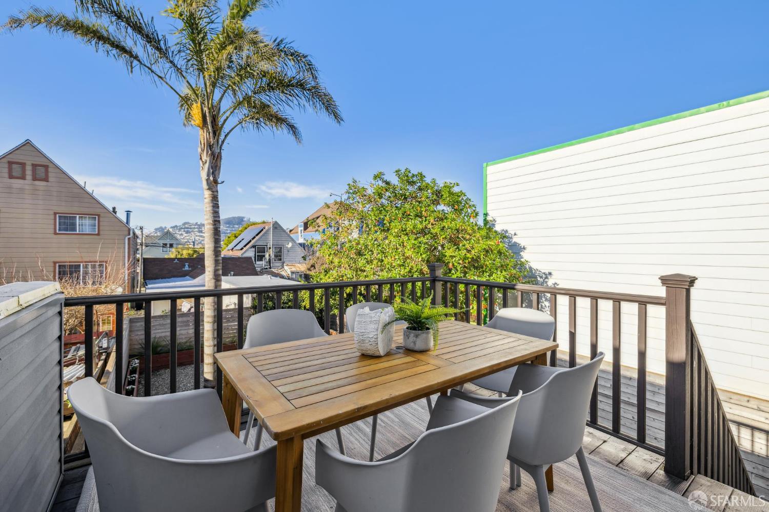 Detail Gallery Image 12 of 47 For 346 Lisbon St, San Francisco,  CA 94112 - 3 Beds | 2 Baths