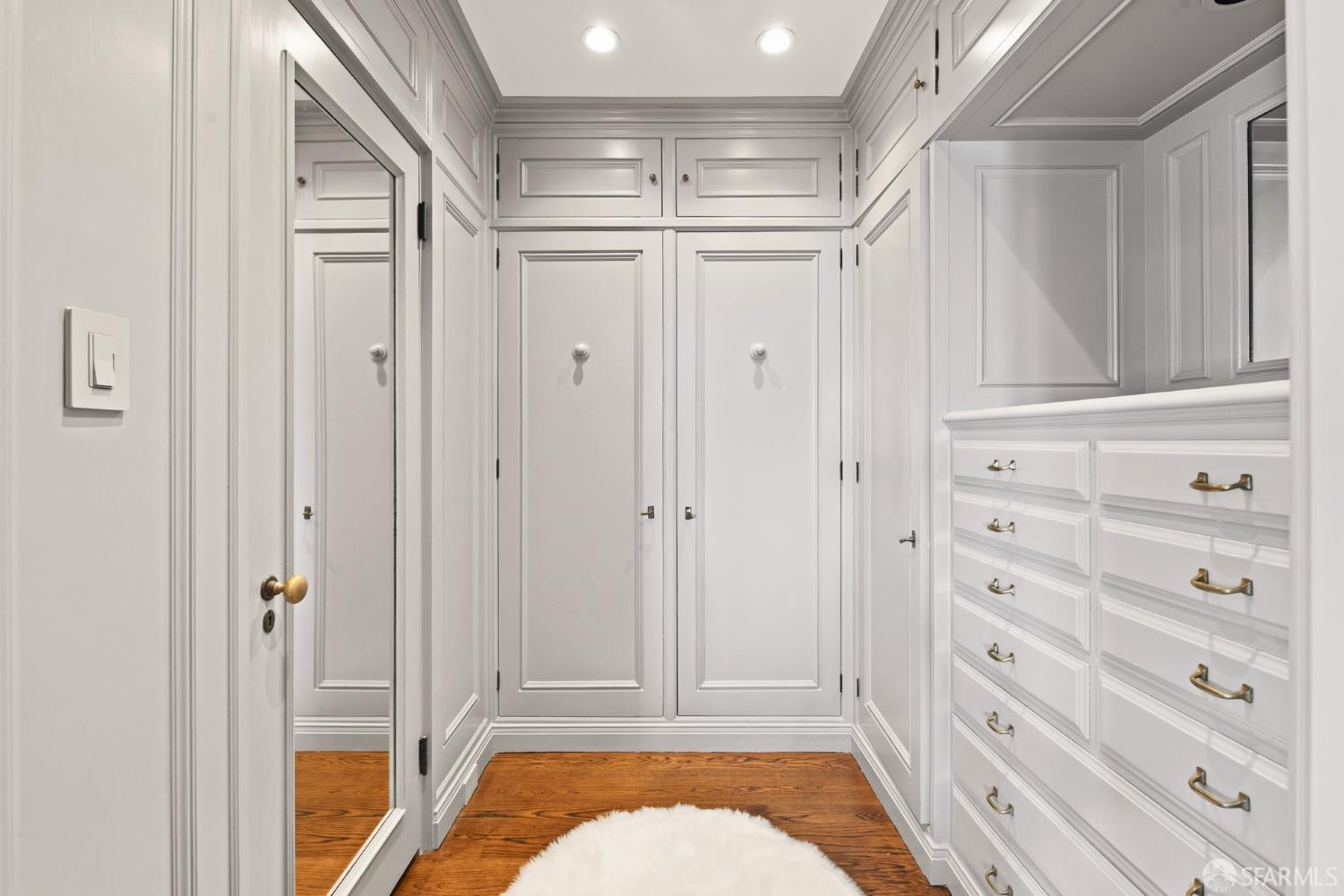 Detail Gallery Image 39 of 84 For 2500 Divisadero St, San Francisco,  CA 94115 - 8 Beds | 5/3 Baths