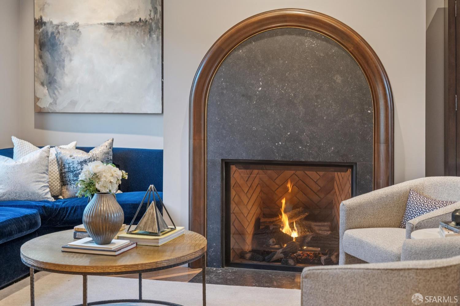 Detail Gallery Image 5 of 71 For 245 Pixley St, San Francisco,  CA 94123 - 3 Beds | 2/1 Baths