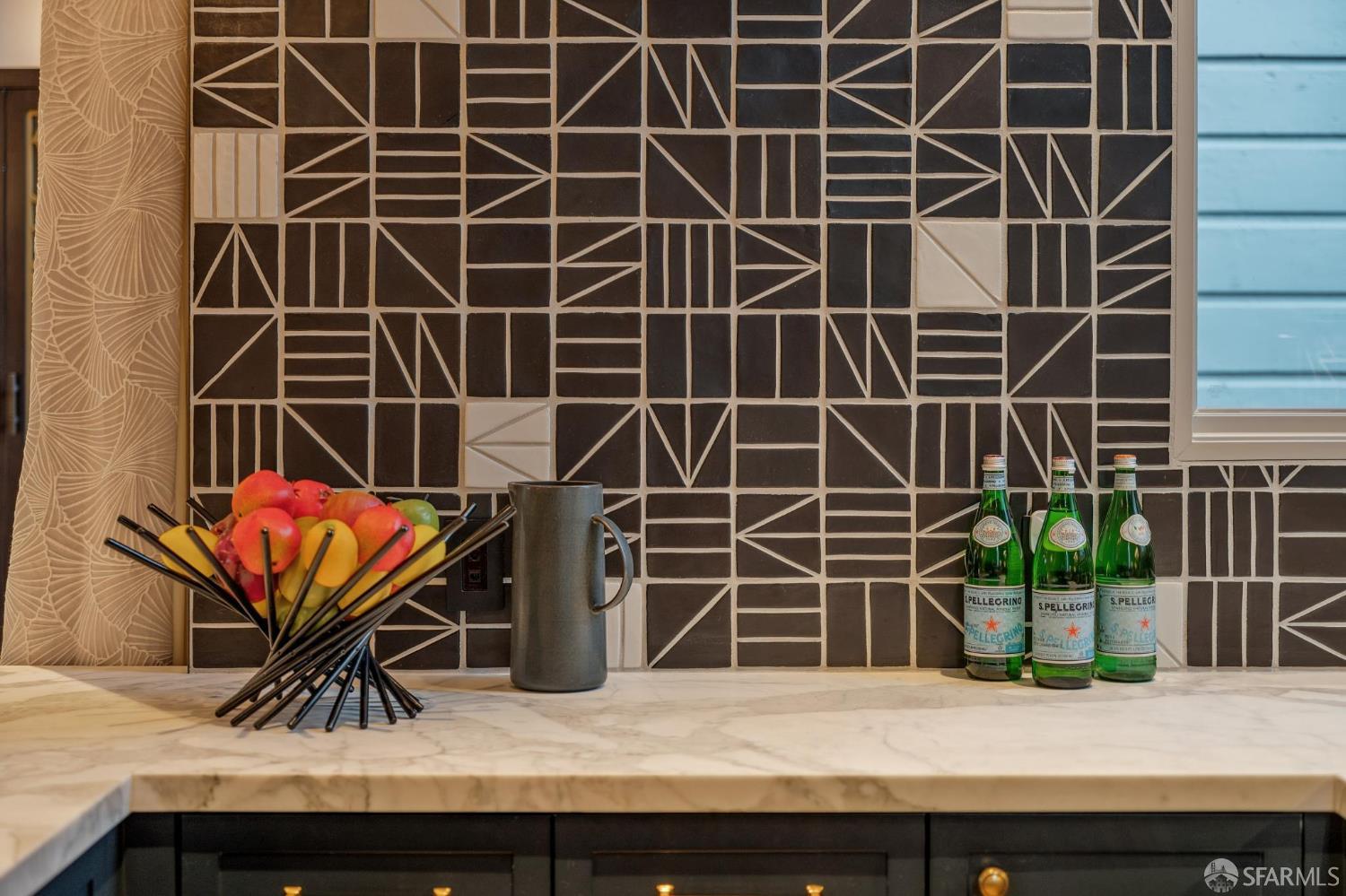 Detail Gallery Image 21 of 71 For 245 Pixley St, San Francisco,  CA 94123 - 3 Beds | 2/1 Baths