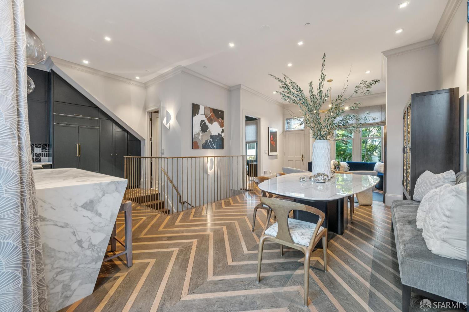 Detail Gallery Image 15 of 71 For 245 Pixley St, San Francisco,  CA 94123 - 3 Beds | 2/1 Baths