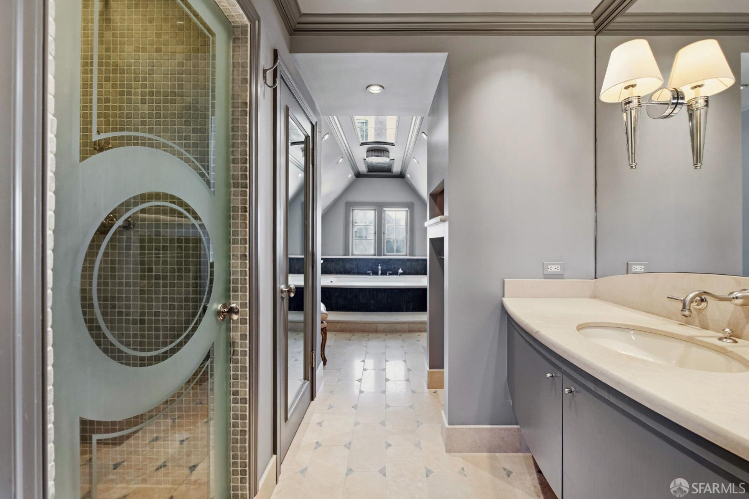 Detail Gallery Image 62 of 84 For 2500 Divisadero St, San Francisco,  CA 94115 - 8 Beds | 5/3 Baths