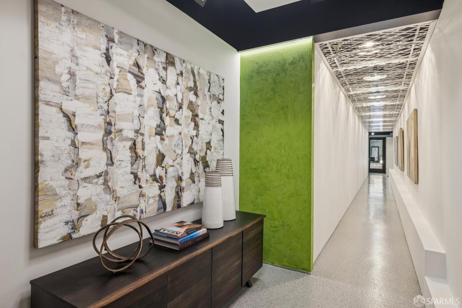 Detail Gallery Image 4 of 58 For 1533 Pacific Ave, San Francisco,  CA 94109 - 3 Beds | 3/2 Baths