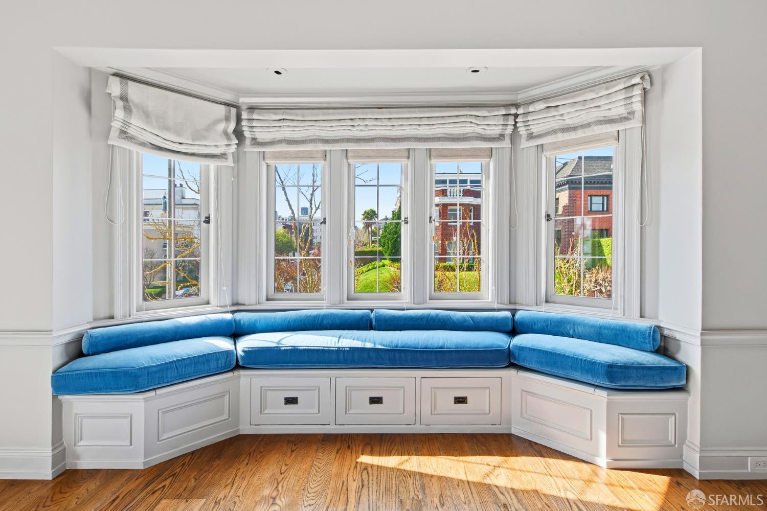 Detail Gallery Image 38 of 84 For 2500 Divisadero St, San Francisco,  CA 94115 - 8 Beds | 5/3 Baths