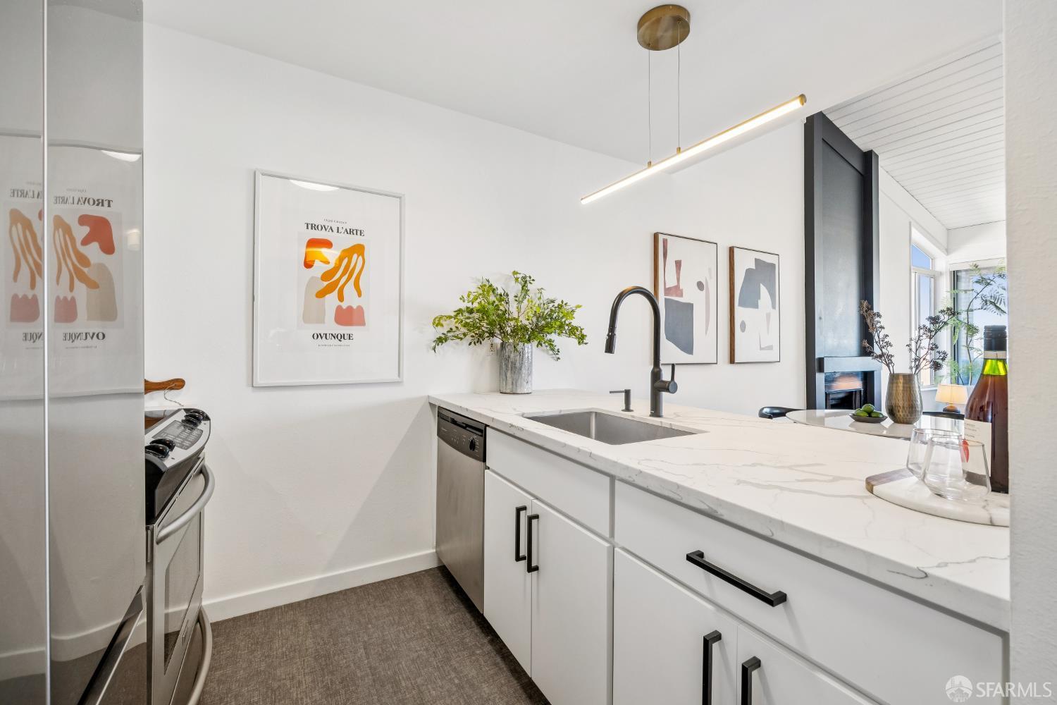 Detail Gallery Image 12 of 49 For 5330 Diamond Heights Blvd #J301,  San Francisco,  CA 94131 - 1 Beds | 1 Baths