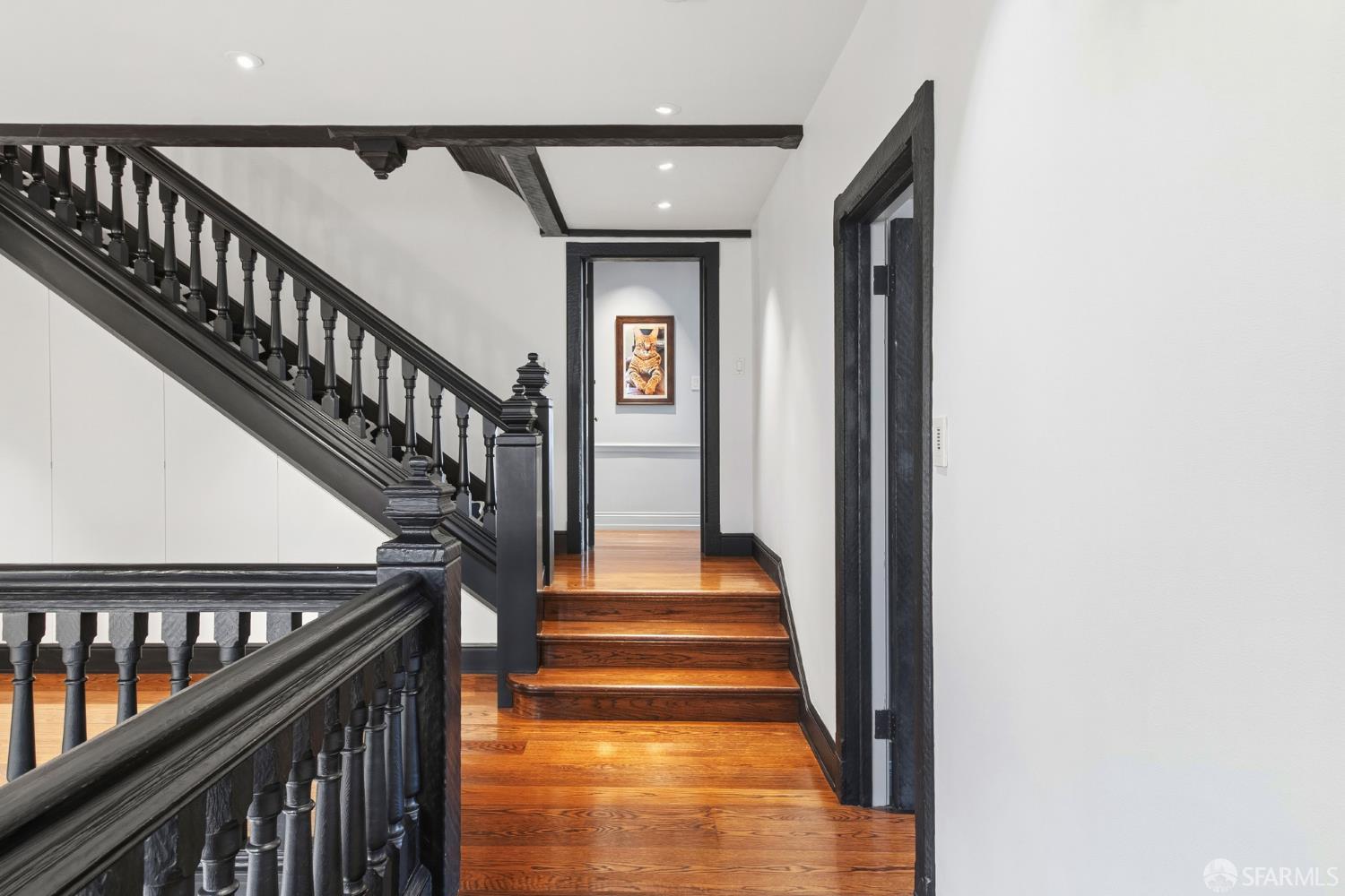 Detail Gallery Image 35 of 84 For 2500 Divisadero St, San Francisco,  CA 94115 - 8 Beds | 5/3 Baths