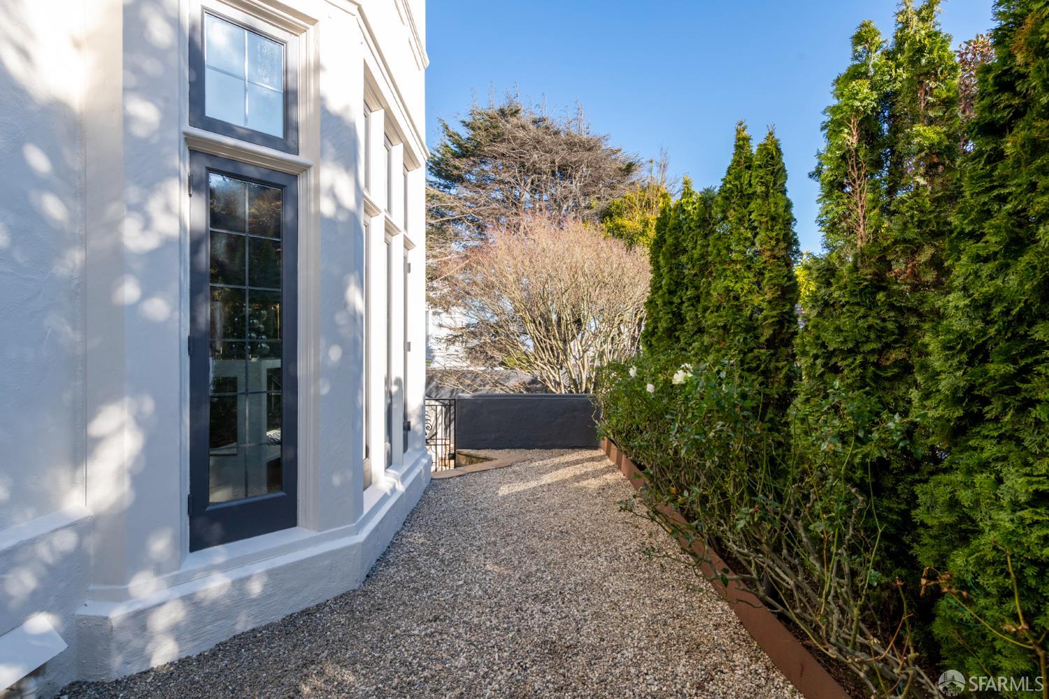 Detail Gallery Image 80 of 84 For 2500 Divisadero St, San Francisco,  CA 94115 - 8 Beds | 5/3 Baths