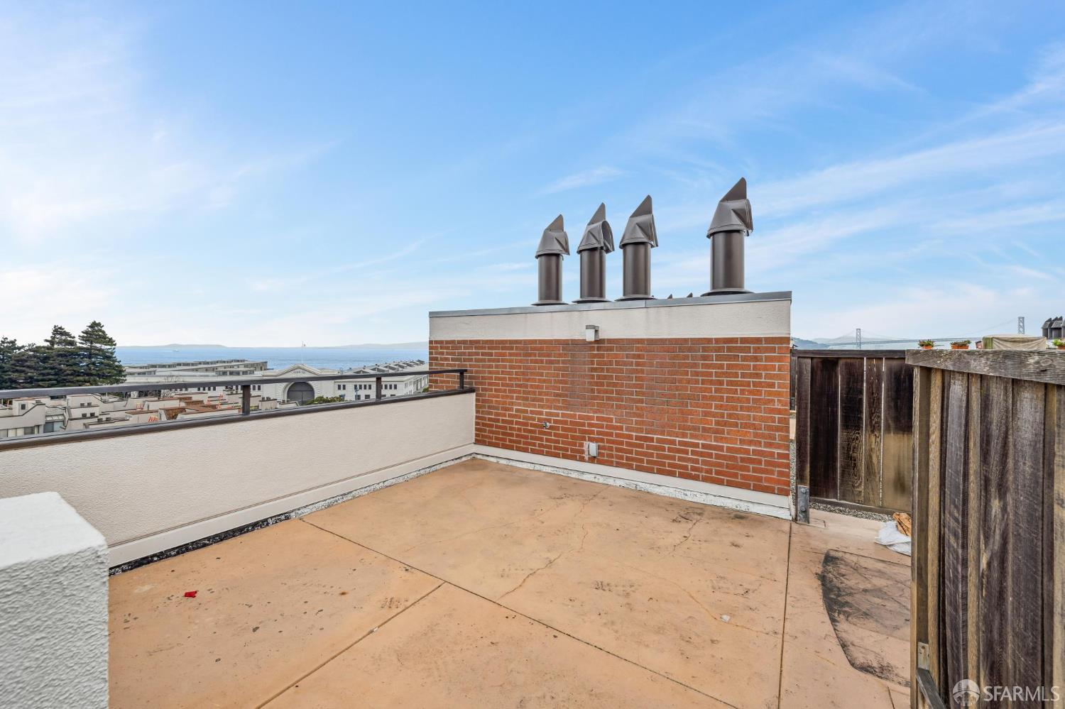 Detail Gallery Image 32 of 52 For 101 Lombard St 401e,  San Francisco,  CA 94111 - 2 Beds | 2 Baths