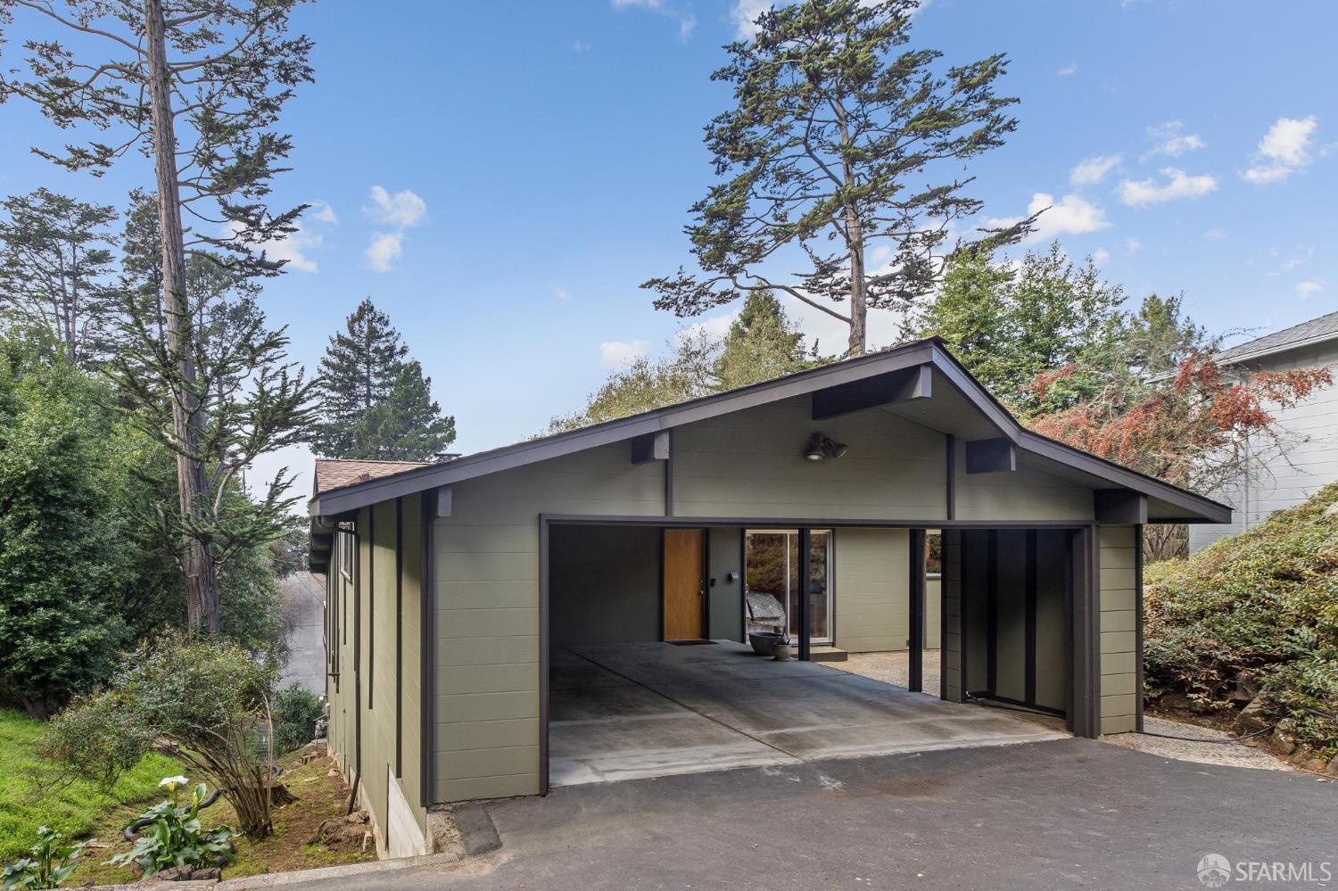 Detail Gallery Image 56 of 69 For 6340 Melville Dr, Oakland,  CA 94611 - 3 Beds | 2 Baths