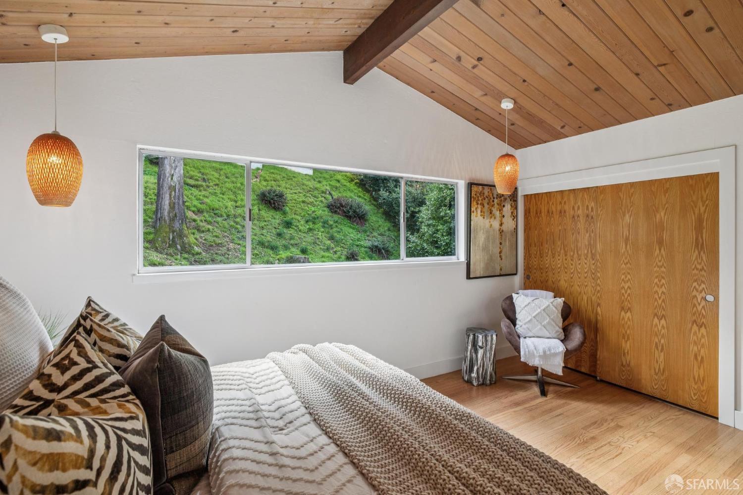 Detail Gallery Image 37 of 69 For 6340 Melville Dr, Oakland,  CA 94611 - 3 Beds | 2 Baths