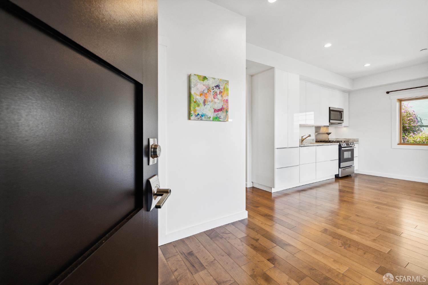 Detail Gallery Image 18 of 36 For 316 Humboldt Rd, Brisbane,  CA 94005 - 4 Beds | 3 Baths